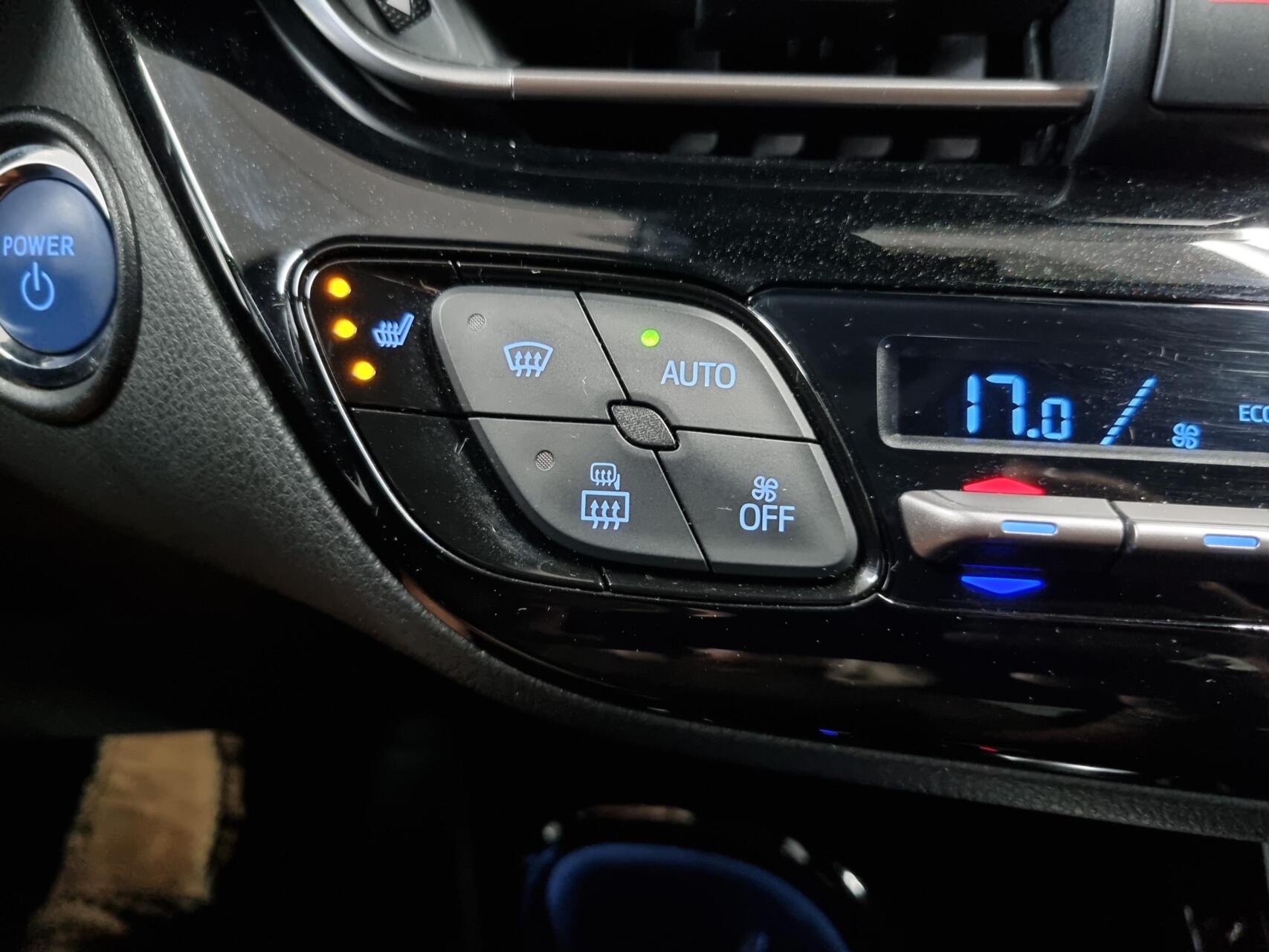 Foto van Toyota Toyota C-hr