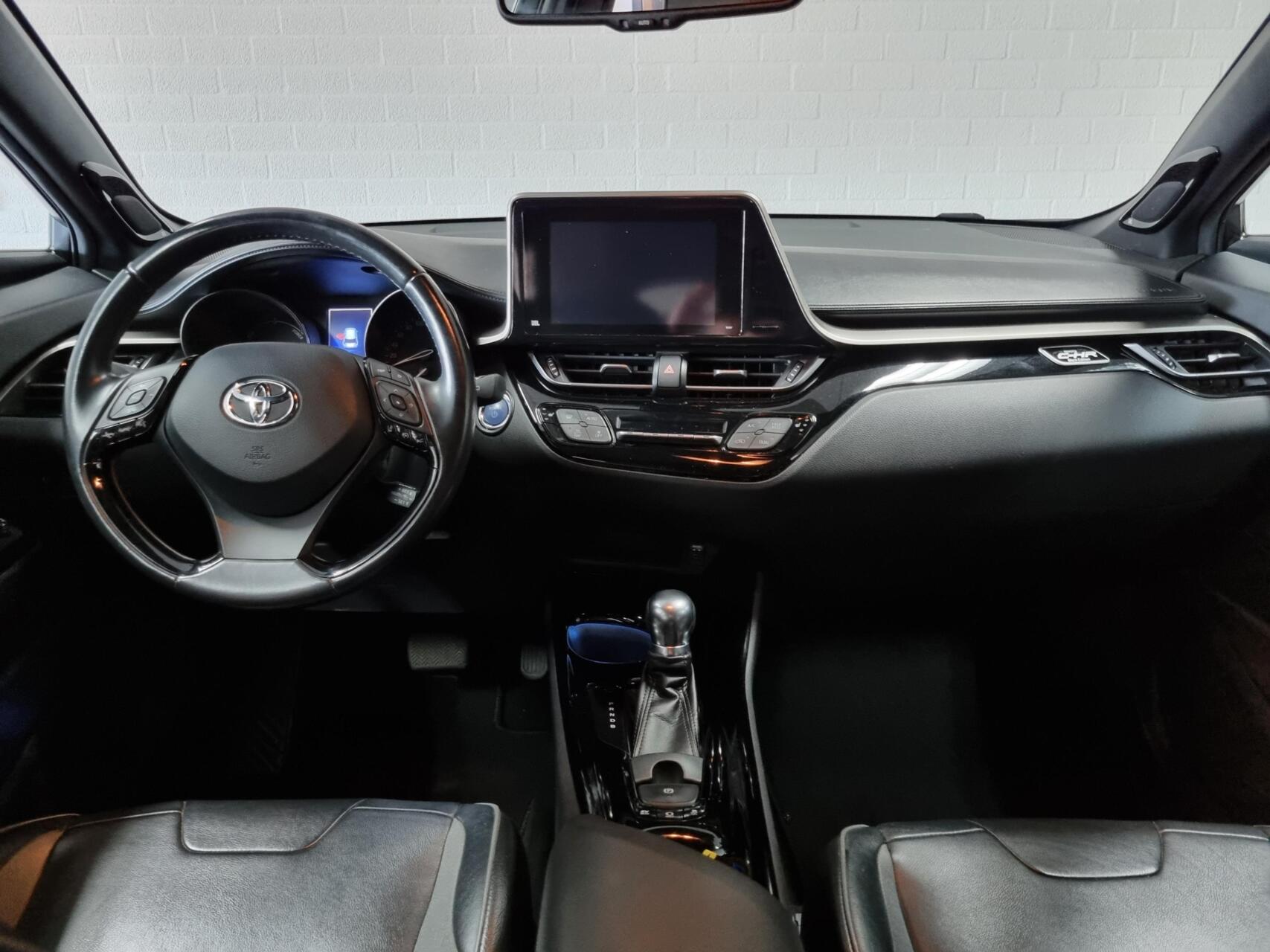 Foto van Toyota Toyota C-hr
