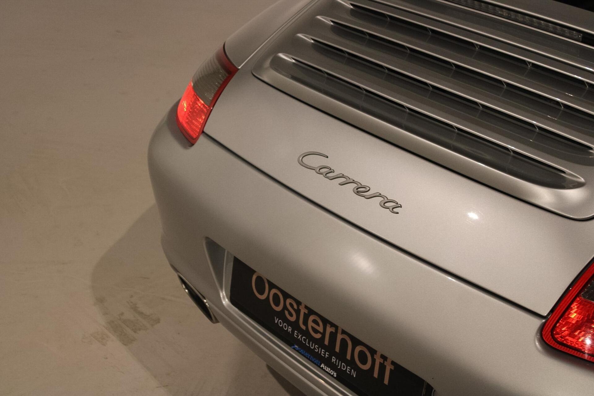 Foto van Porsche 911 Carrera