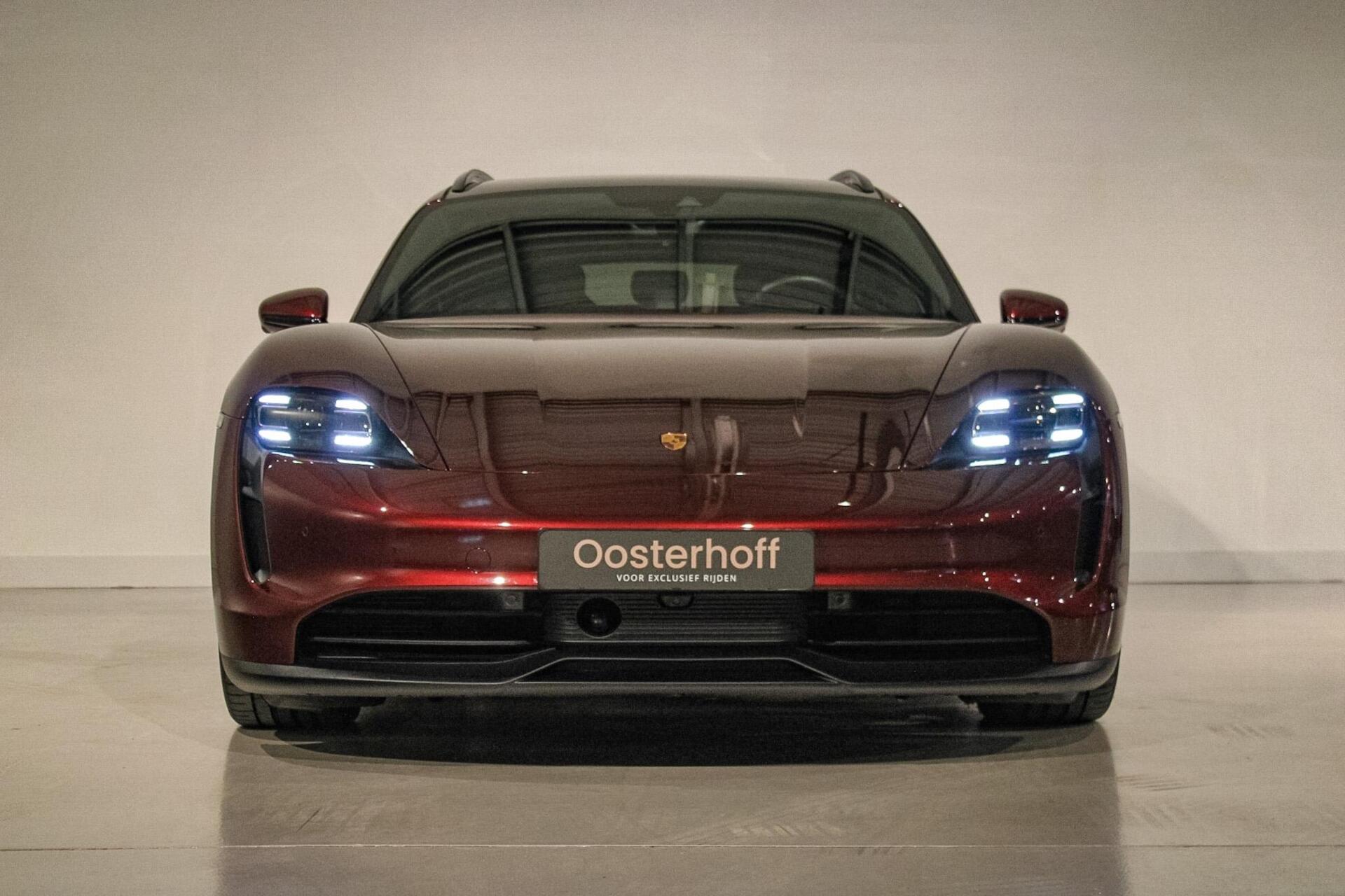 Foto van Porsche Taycan