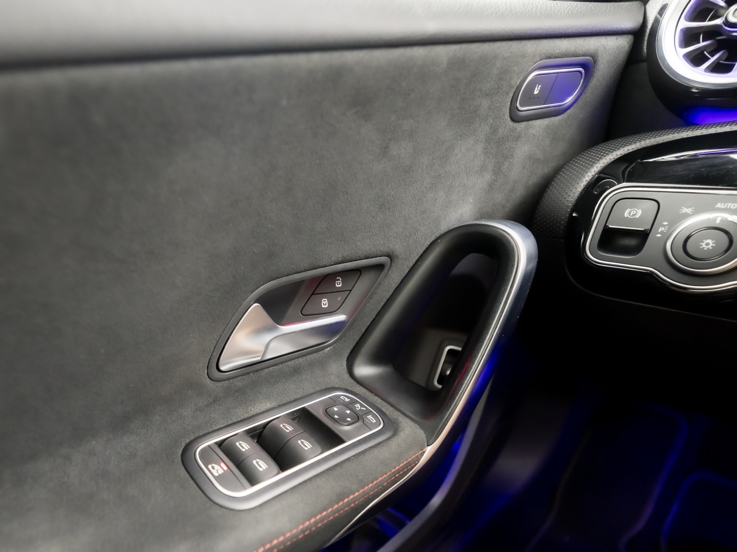 Foto van Mercedes-Benz A 250 E