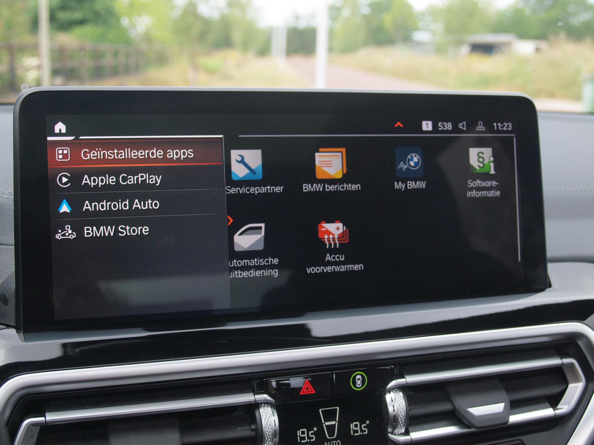 Foto van BMW Ix3
