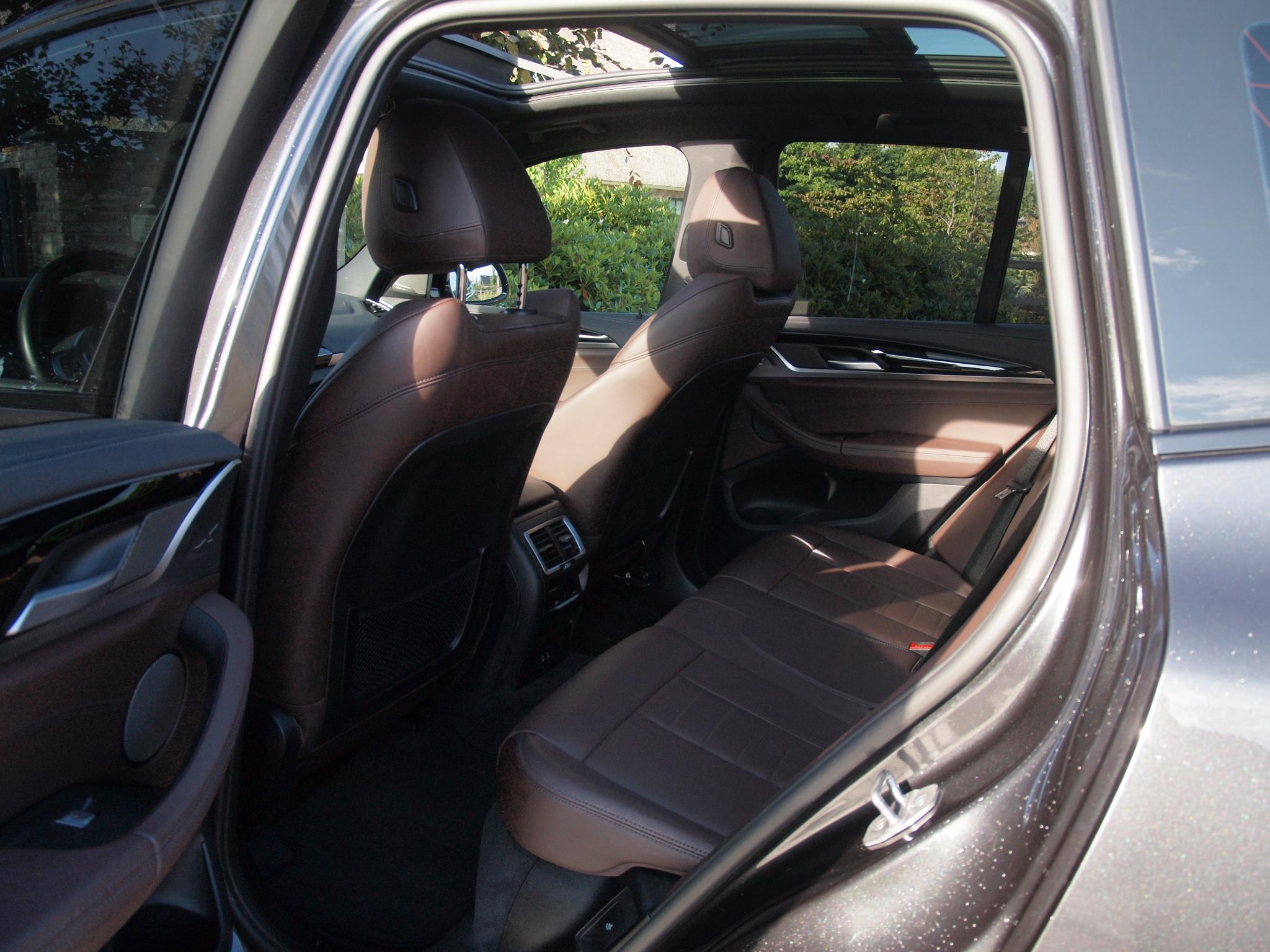 Foto van BMW Ix3