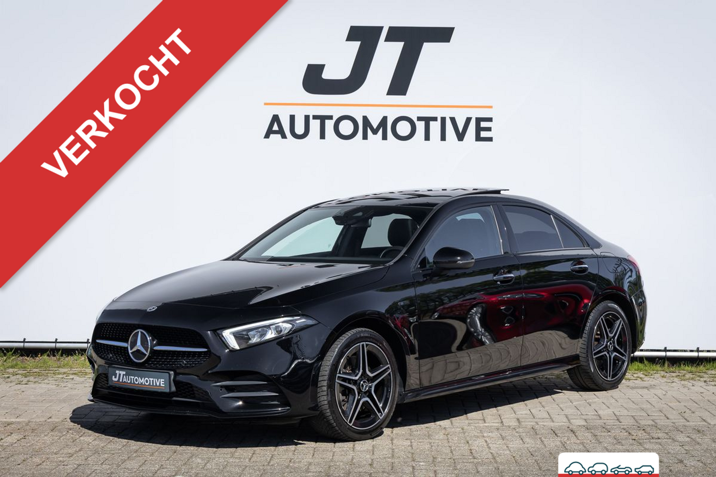 Mercedes-Benz A 250 E Premium Plus amg Pano | Camera | Stoelverwarming | PDC | Sfeer verlichting | Carplay | half ledere bekleding | 2021 - voorkant