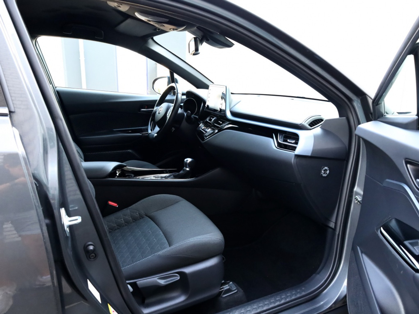 Foto van Toyota Toyota C-hr