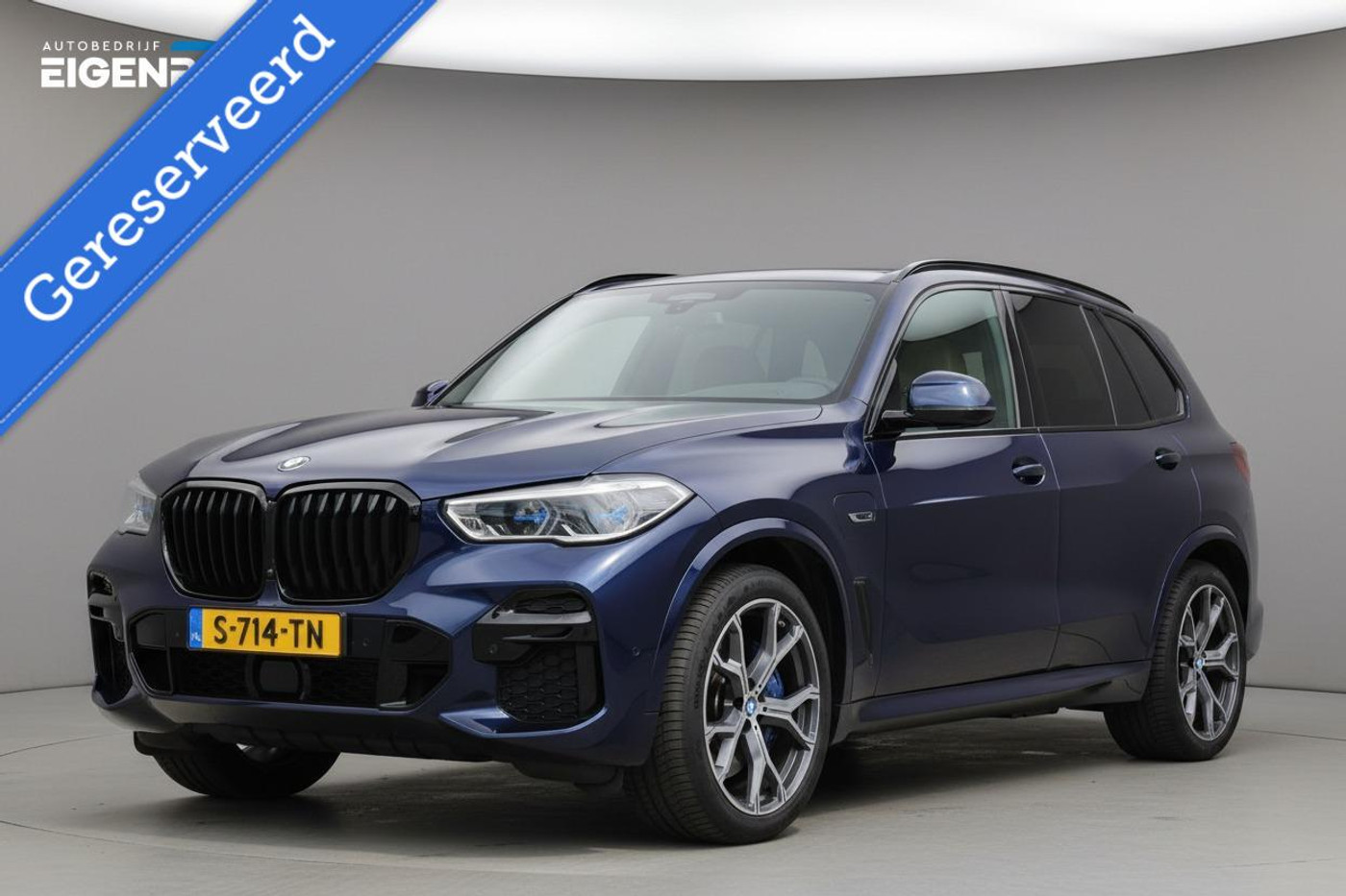 BMW X5 xDrive45e High Exec. 2023 - voorkant