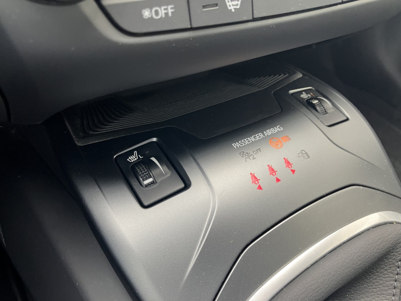 Foto van Toyota Toyota Avensis