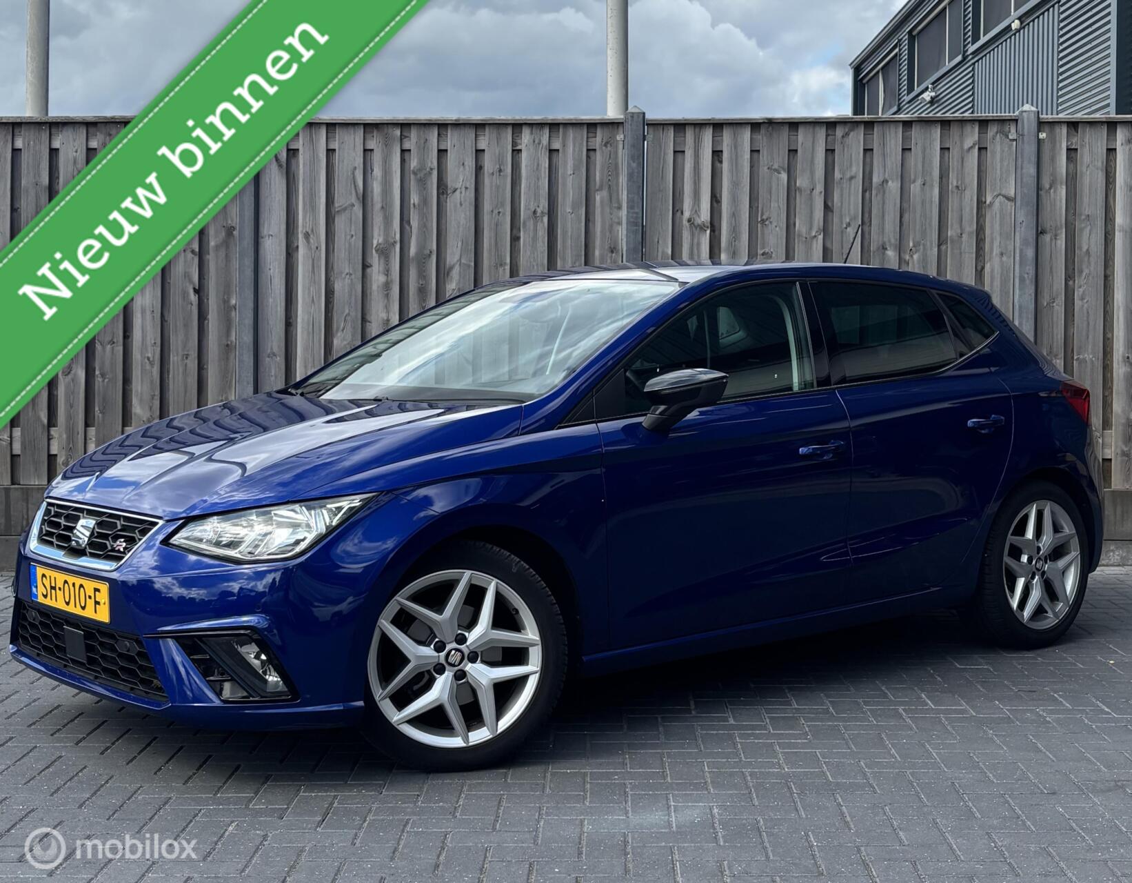Seat Ibiza 1.0 TSI FR Business Intense/CARPLAY/NAVI/CRUISE 2018 - voorkant