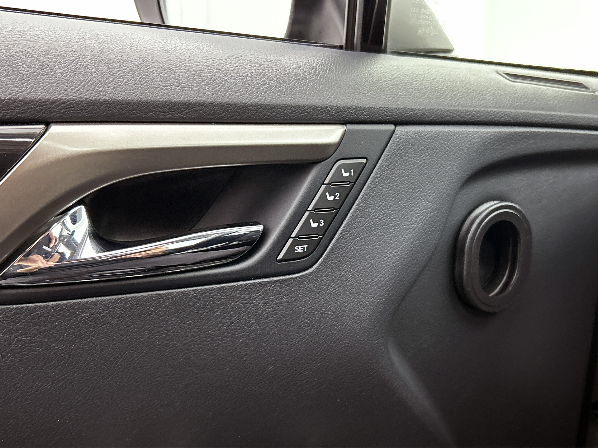 Foto van Lexus Lexus Rx450h