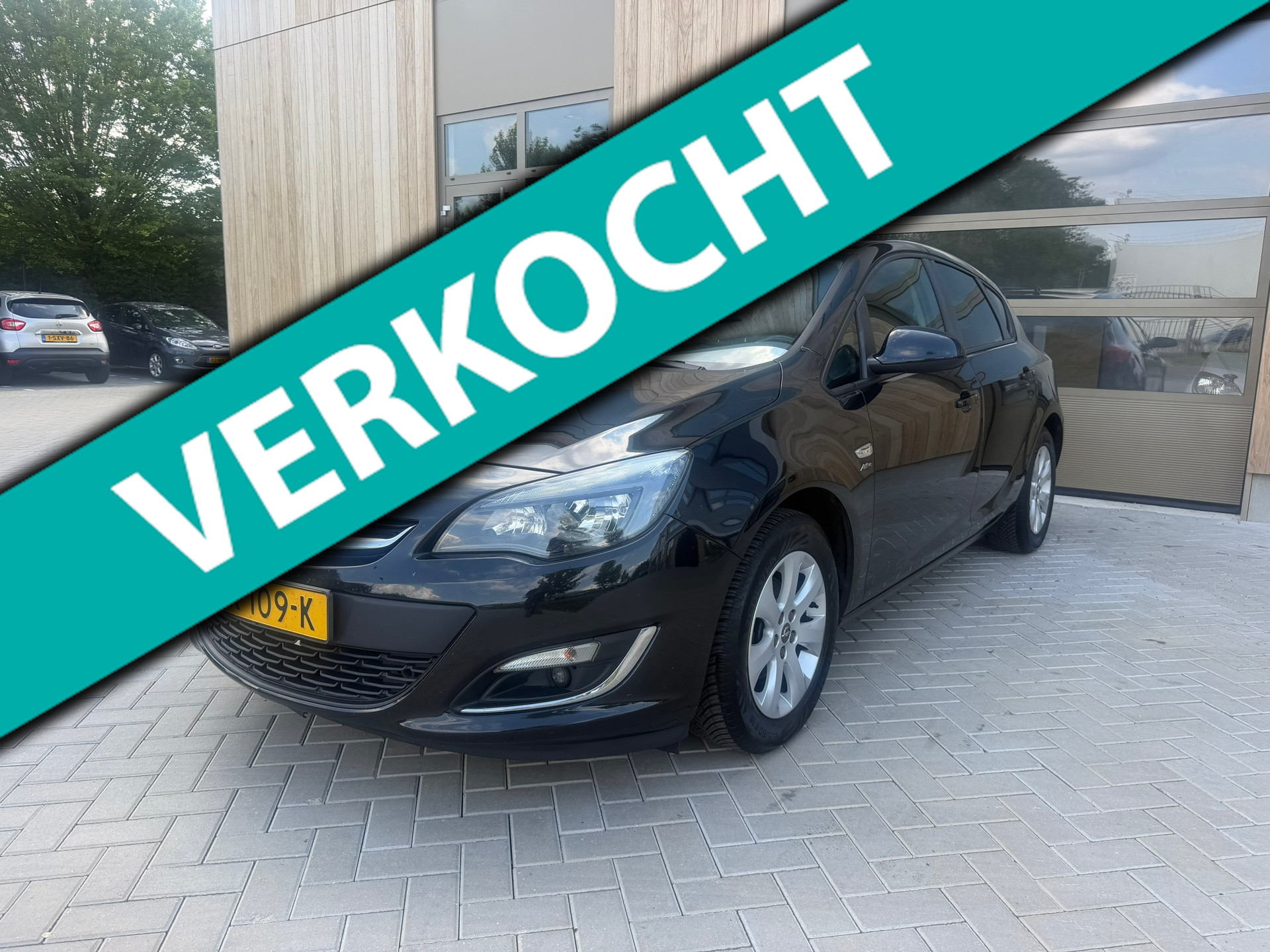 Opel Astra 1.4 Turbo Color Edition 5DRS|AIRCO|Stoel&stuurverwarming|Cruise Controle|Nieuwe APK 2013 - voorkant