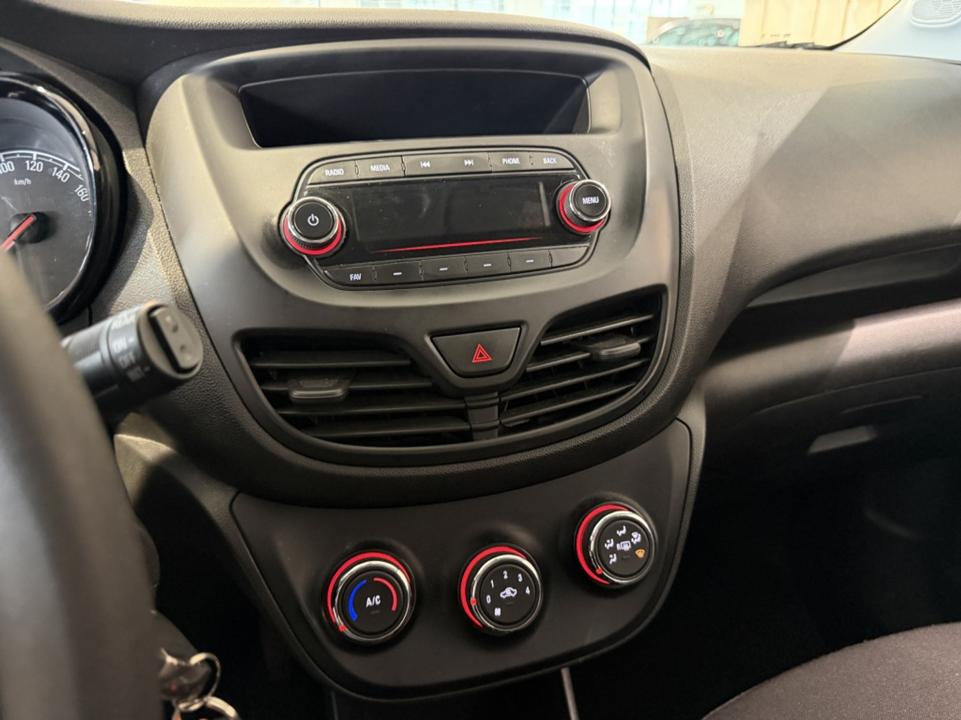 Foto van Opel Karl / Viva