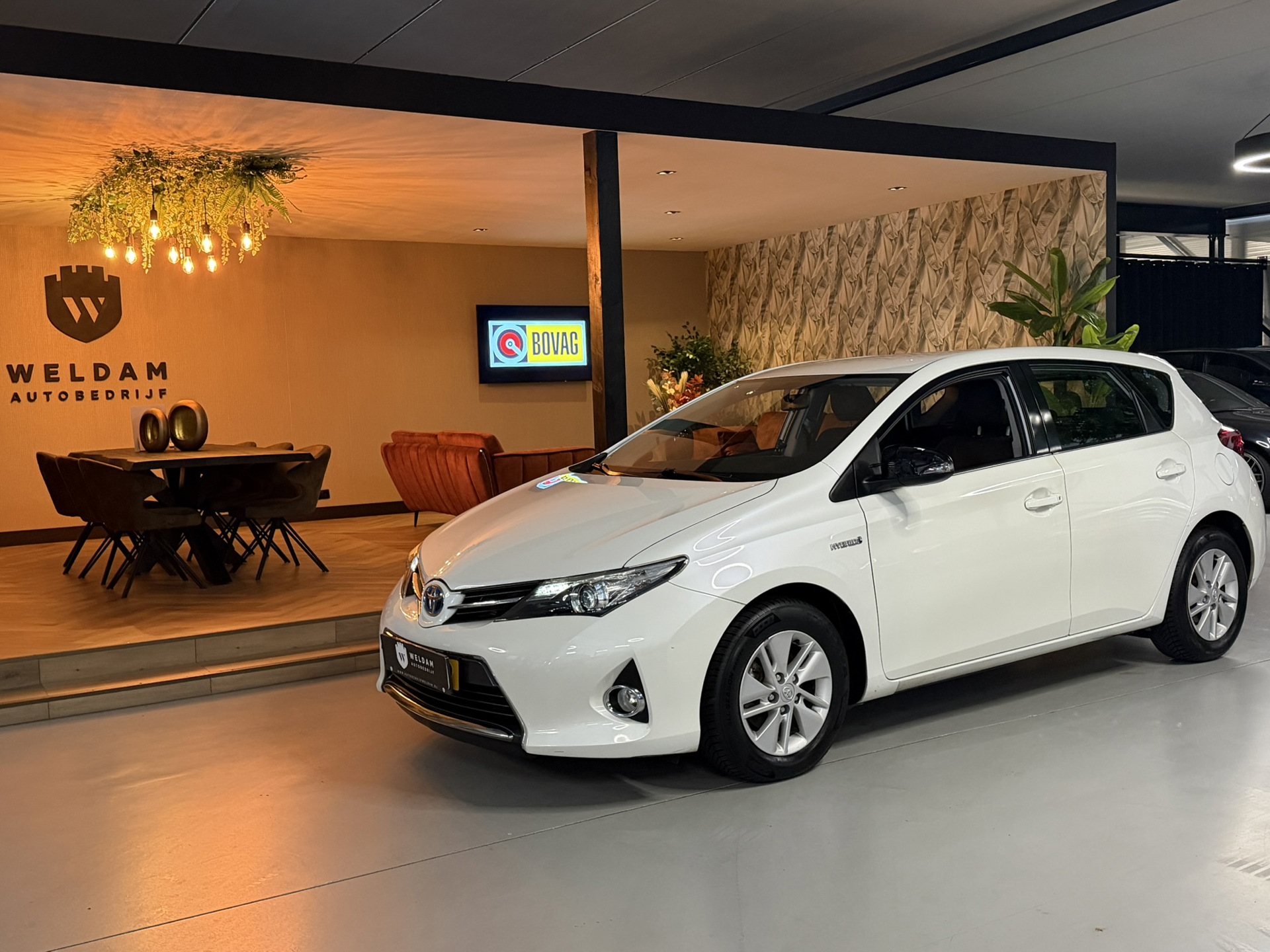 Toyota Toyota Auris 1.8 Hybrid Aspiration Garantie |Camera|Navi|Cruise|Clima|Nederlandse Auto|Rijklaar 2014 - voorkant