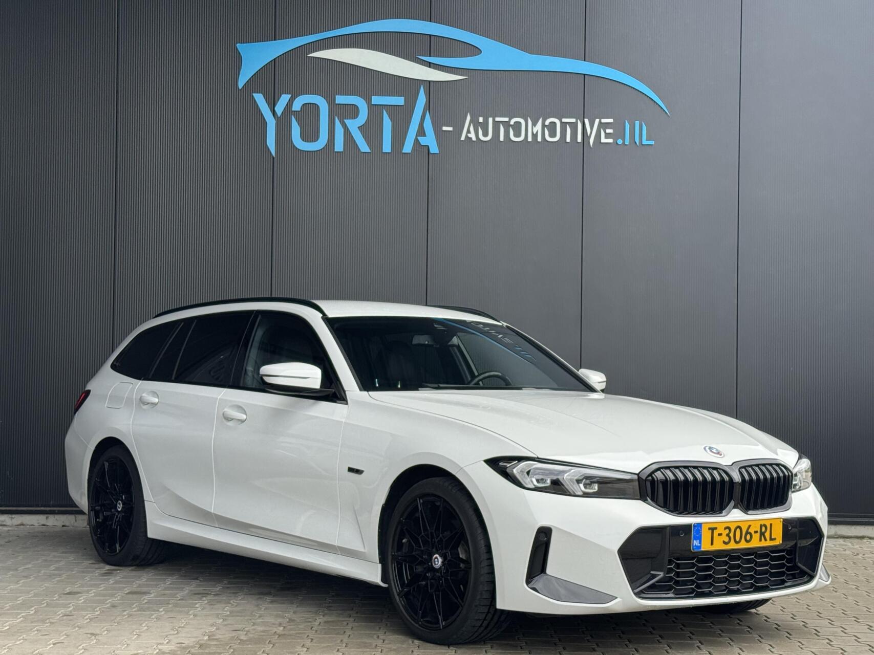 Foto van BMW 330e xDrive