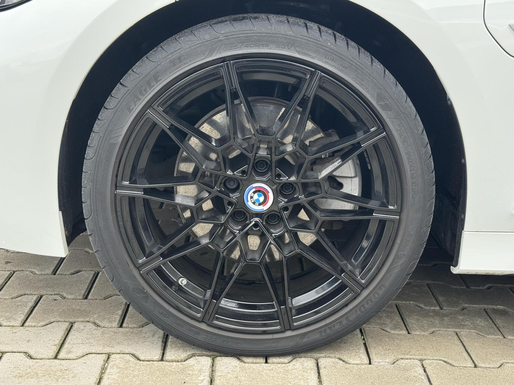 Foto van BMW 330e xDrive