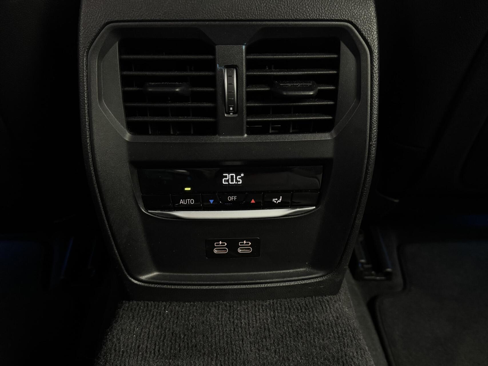 Foto van BMW 330e xDrive