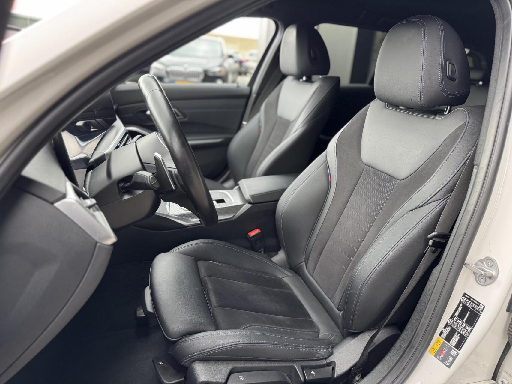 Foto van BMW 330e xDrive