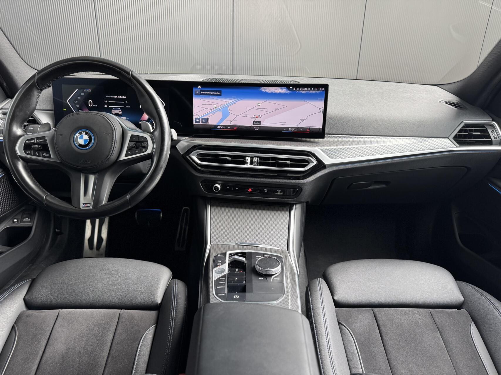 Foto van BMW 330e xDrive