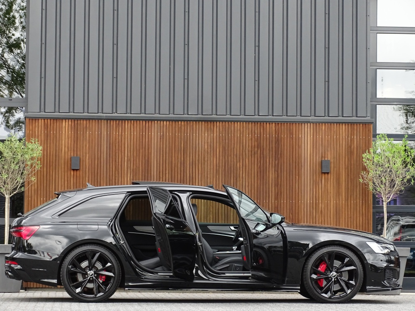 Foto van Audi A6 Avant 55 TFSI E