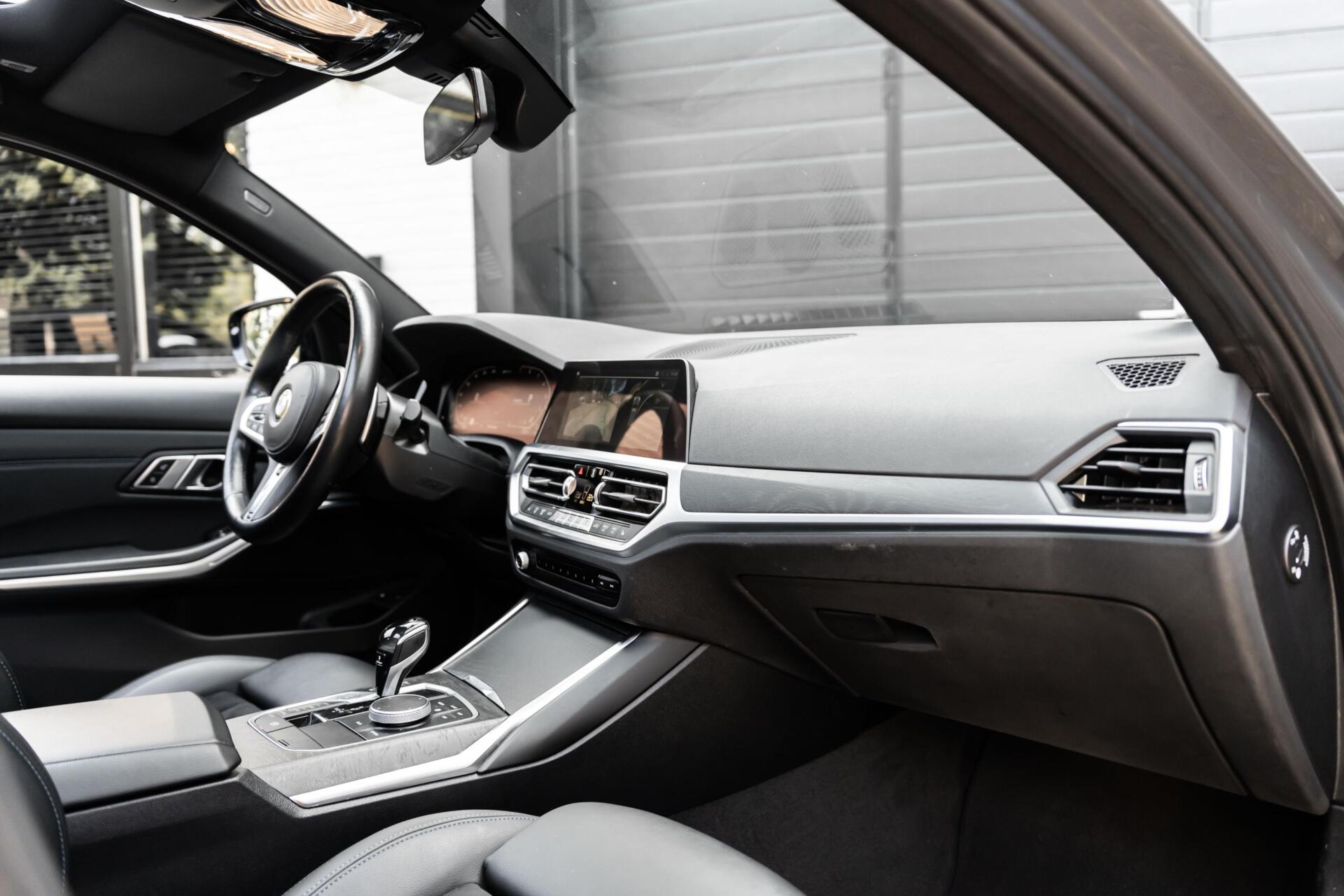 Foto van BMW 330e