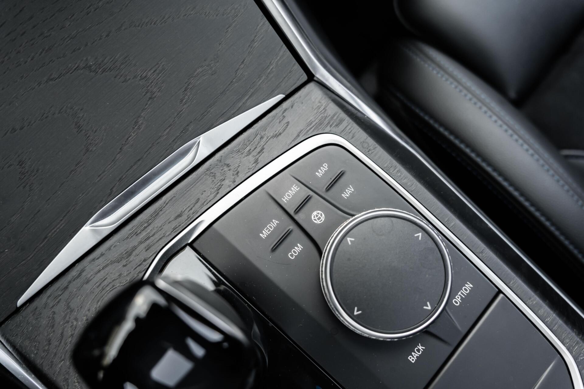 Foto van BMW 330e