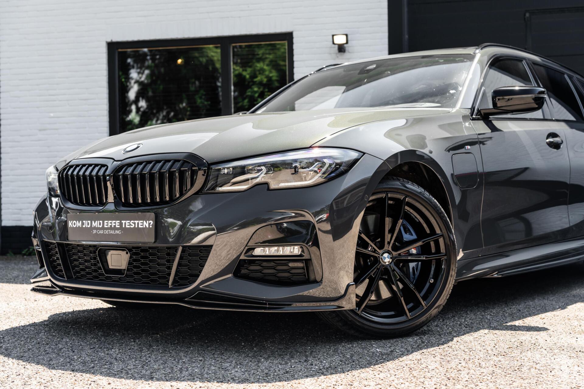Foto van BMW 330e