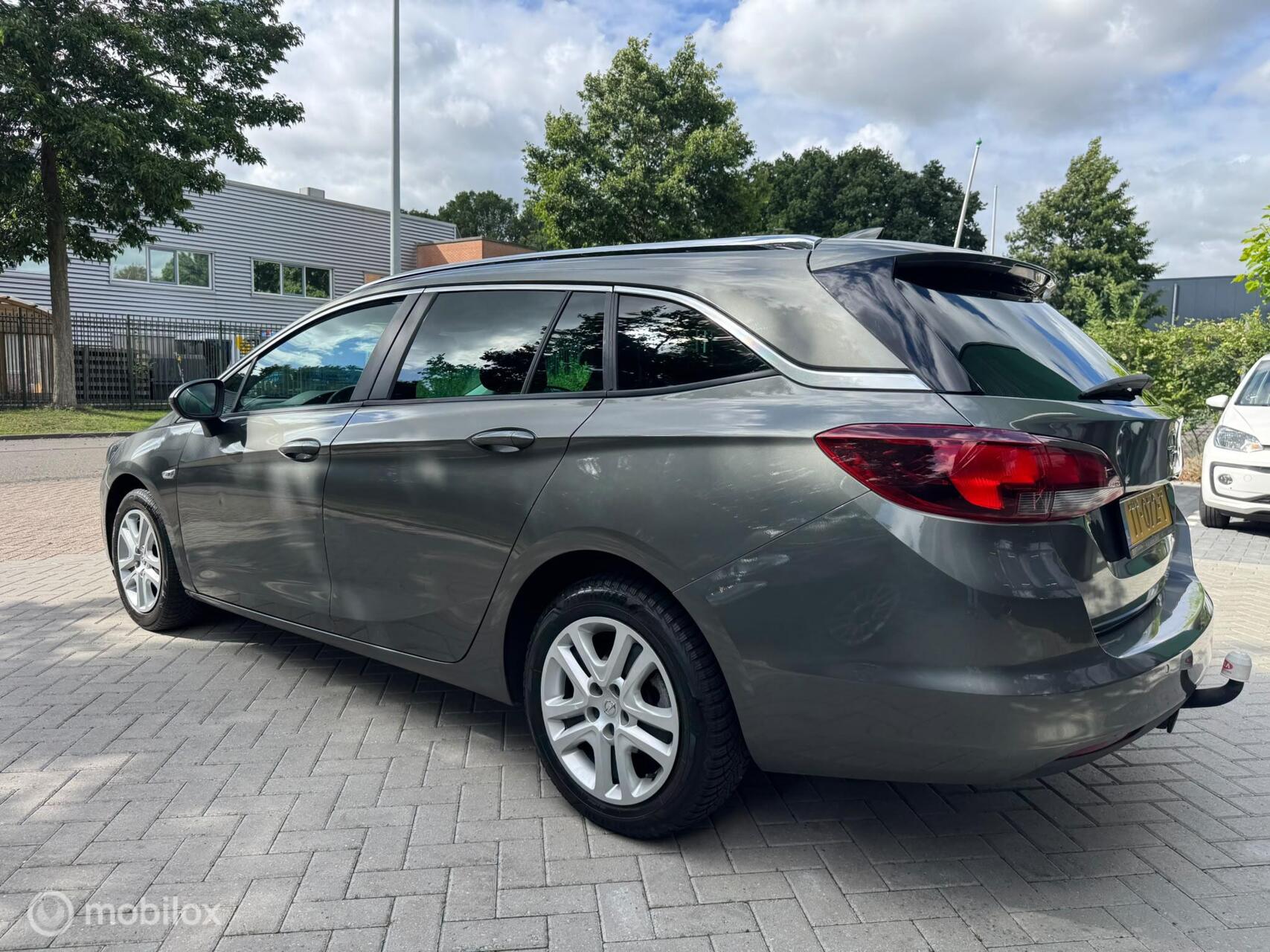 Foto van Opel Astra Sports Tourer