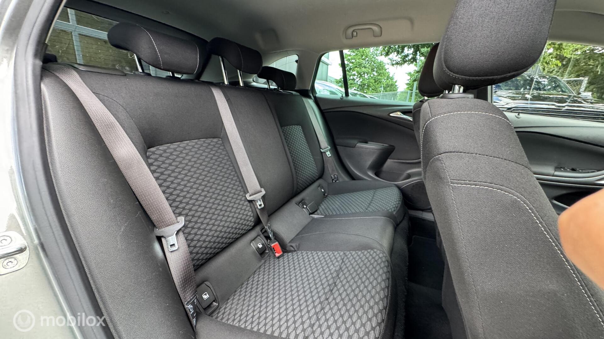 Foto van Opel Astra Sports Tourer