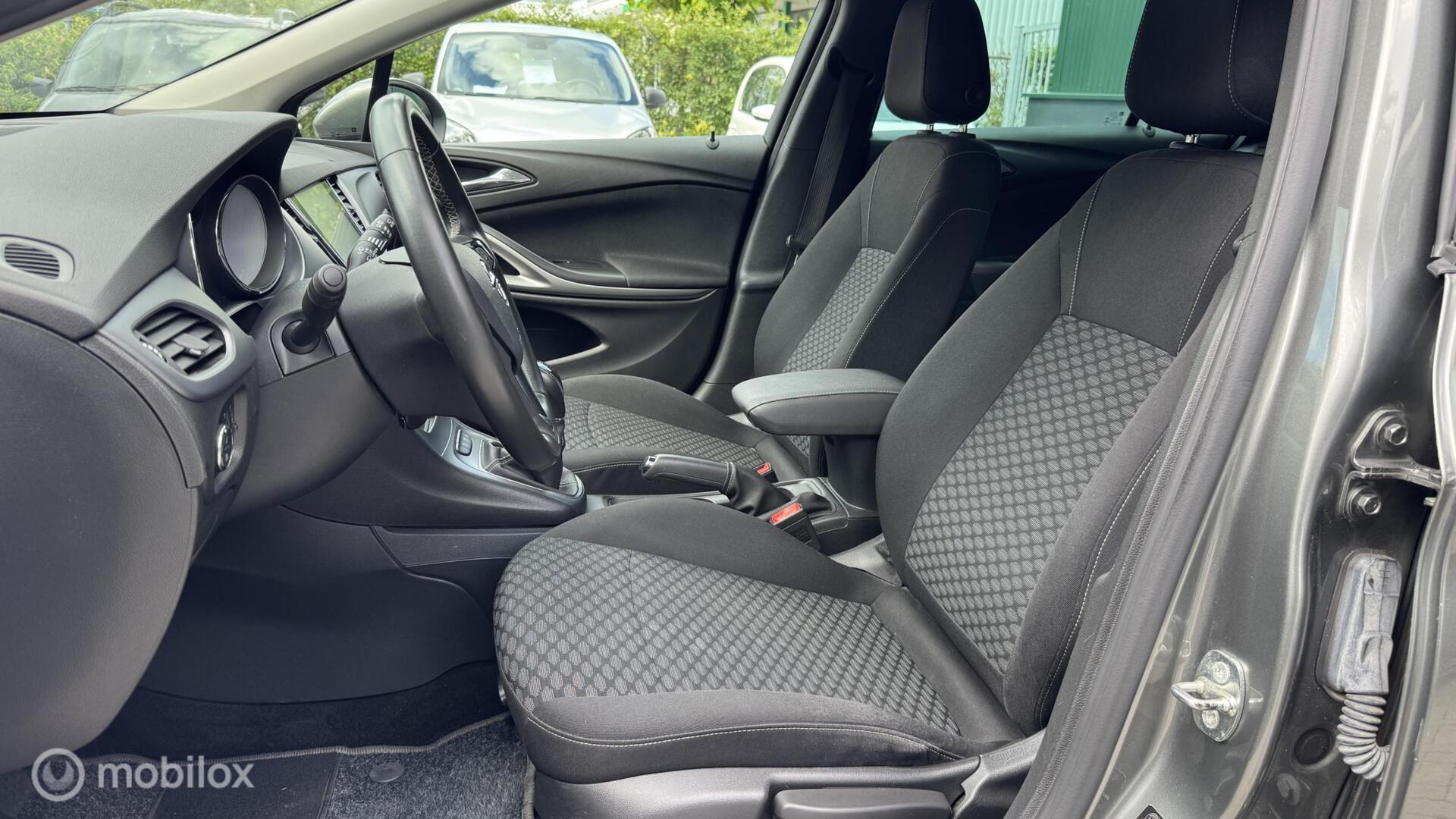 Foto van Opel Astra Sports Tourer