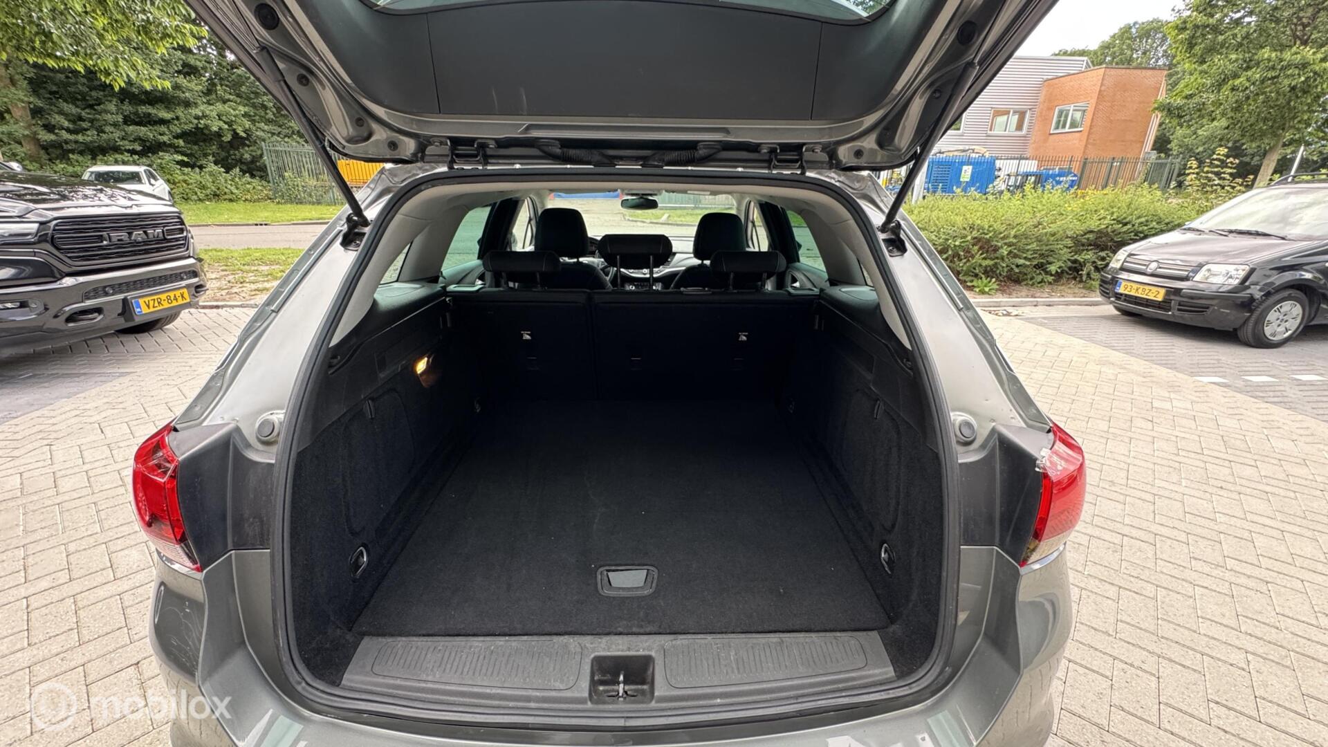 Foto van Opel Astra Sports Tourer