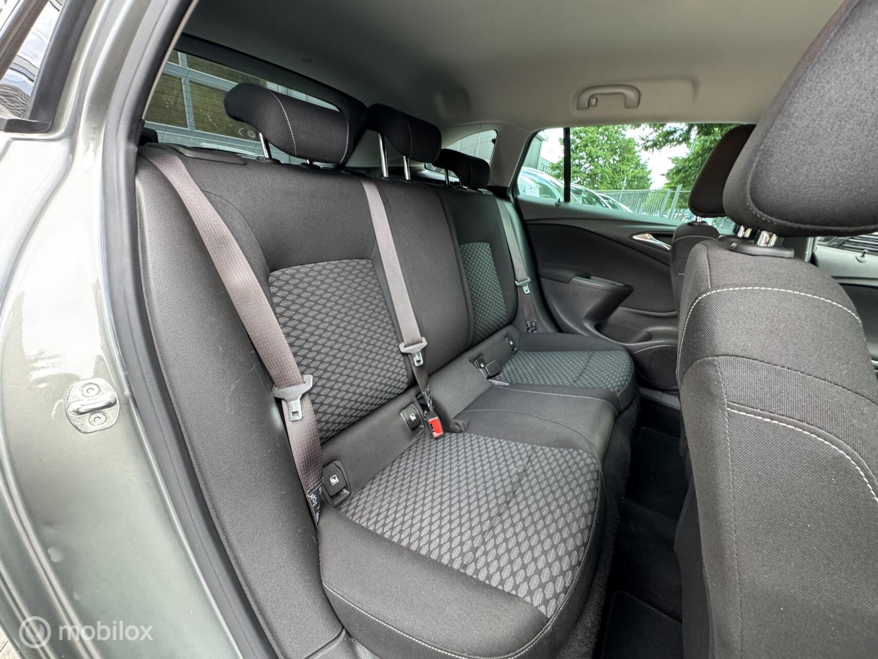 Foto van Opel Astra Sports Tourer