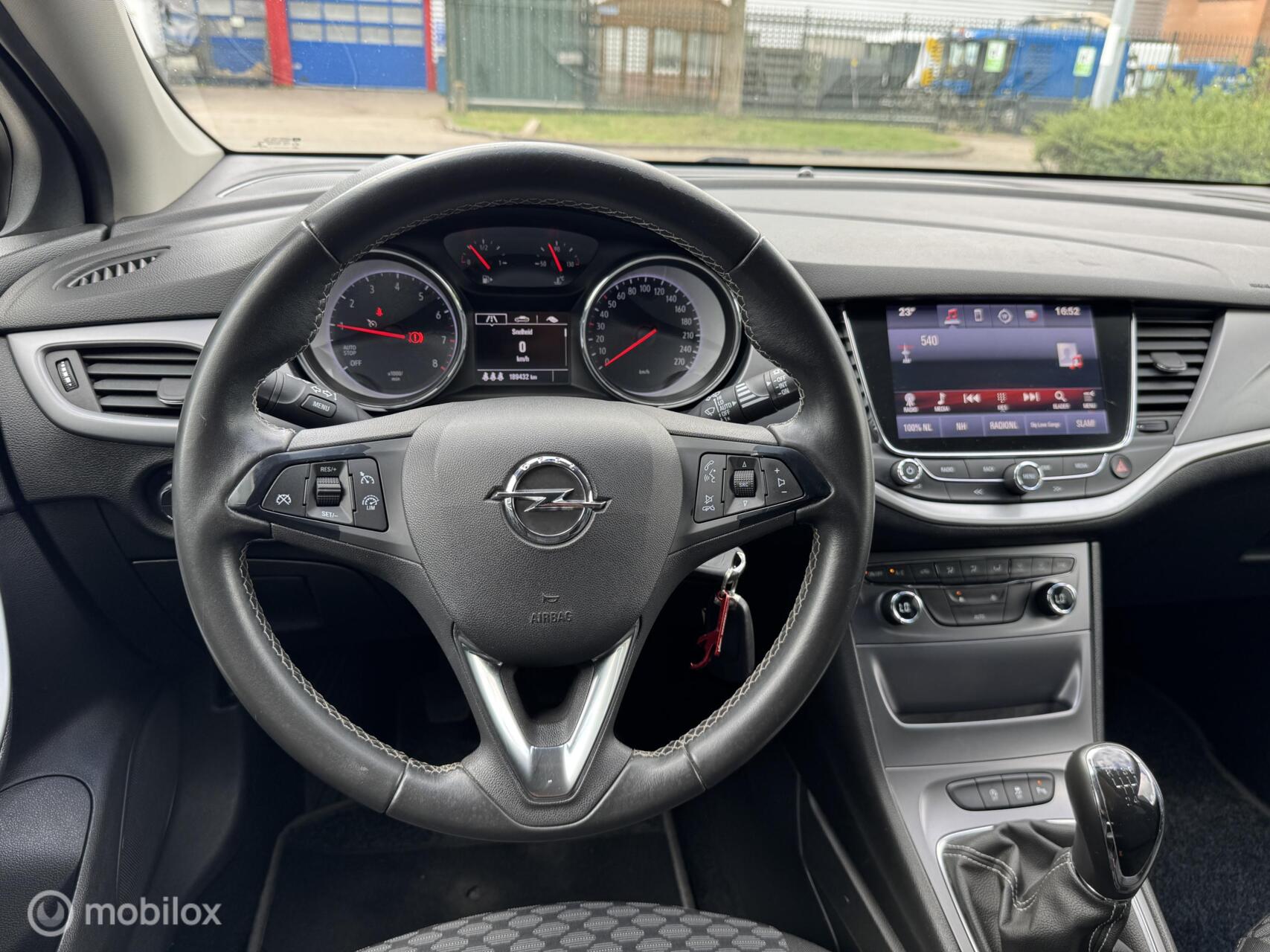 Foto van Opel Astra Sports Tourer