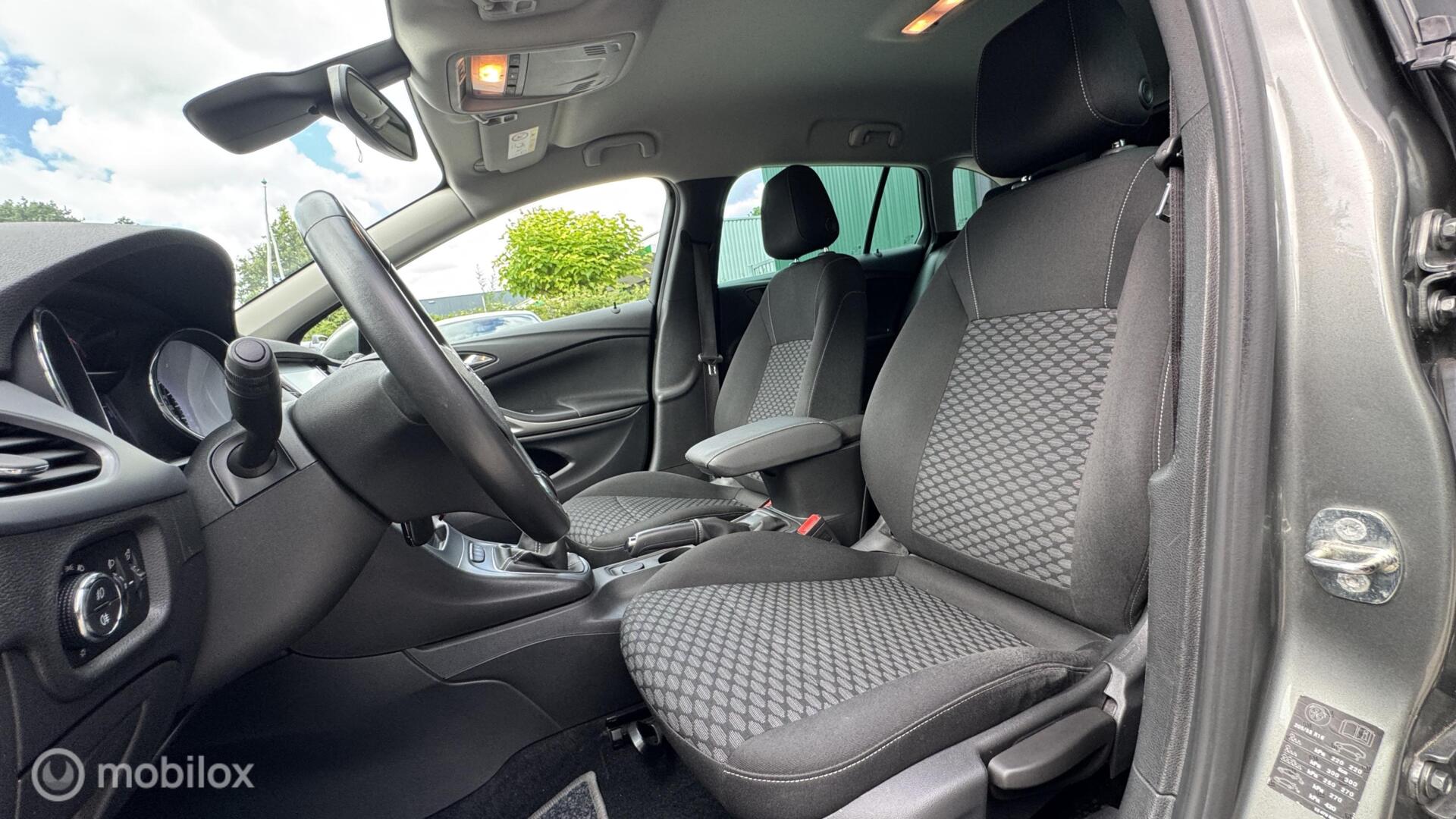 Foto van Opel Astra Sports Tourer