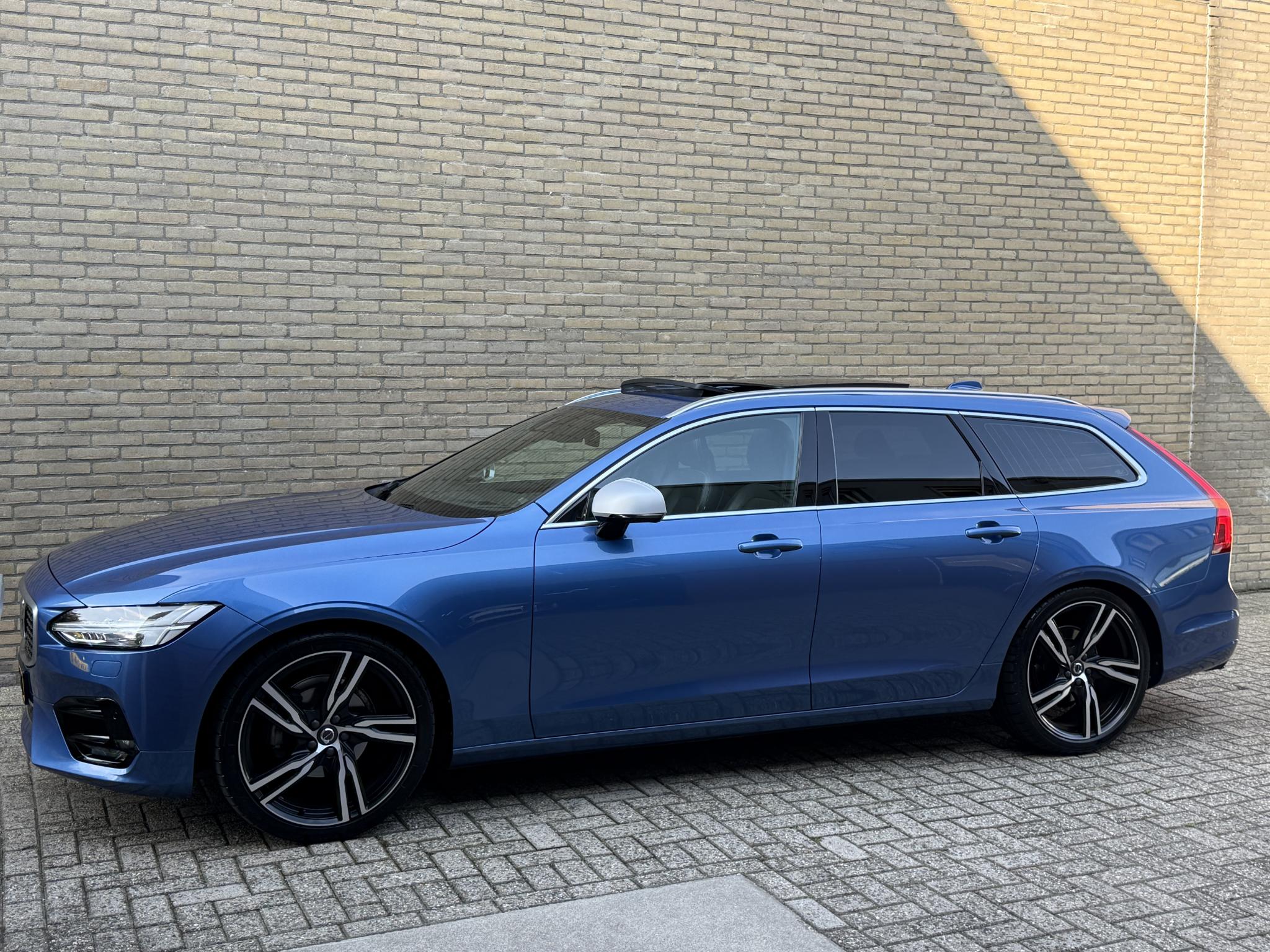 Foto van Volvo V90
