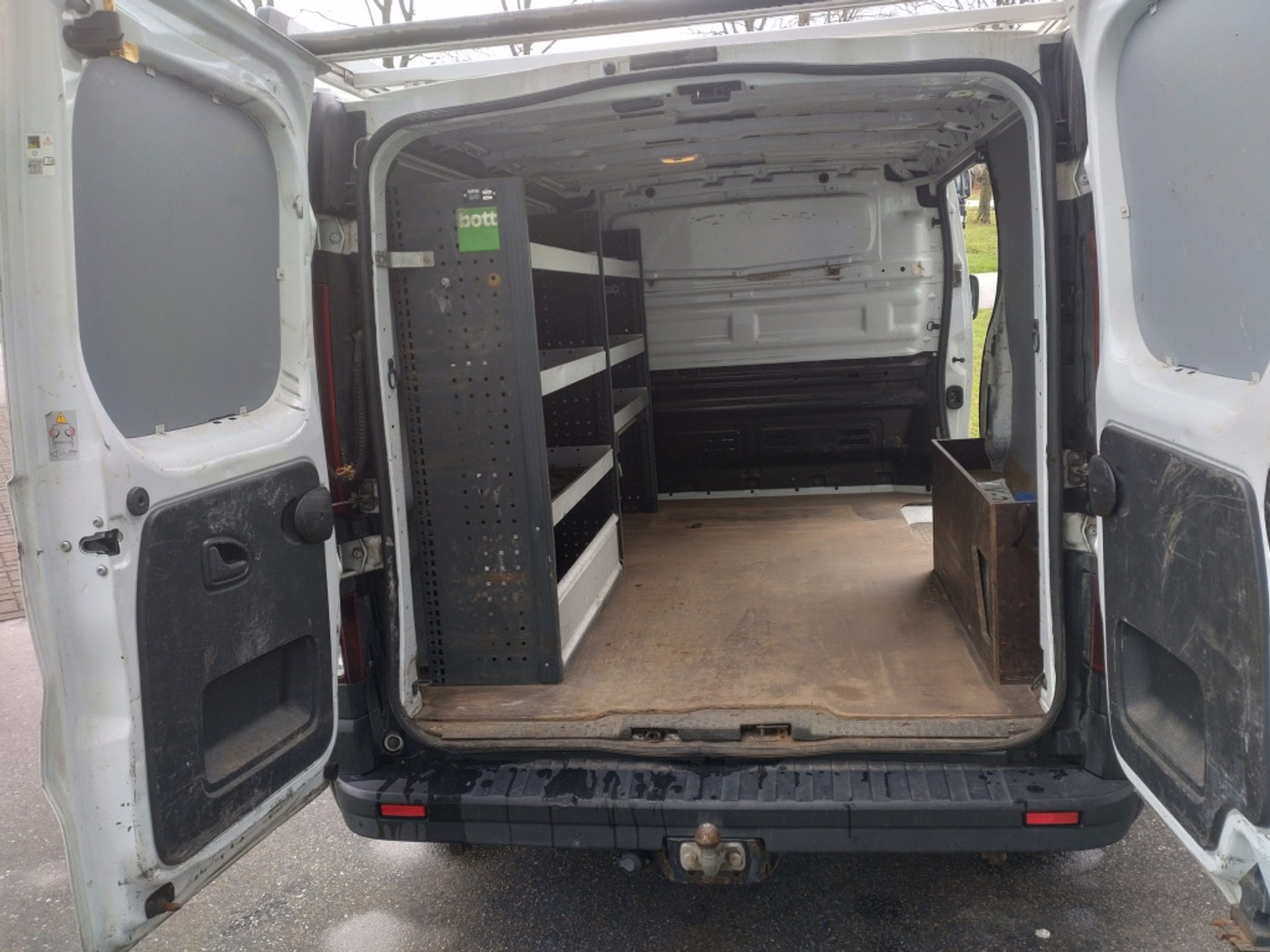 Foto van Opel Vivaro-b