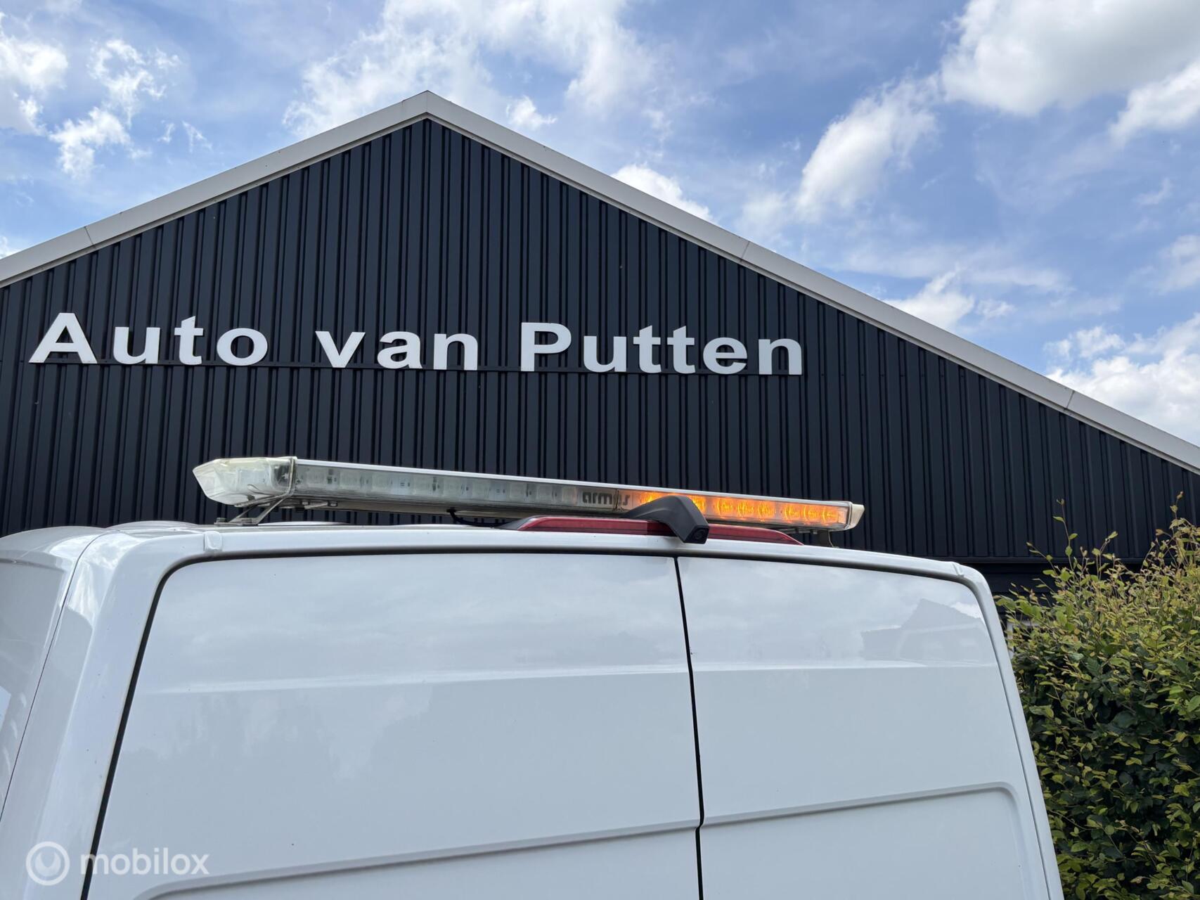 Foto van Man Tge