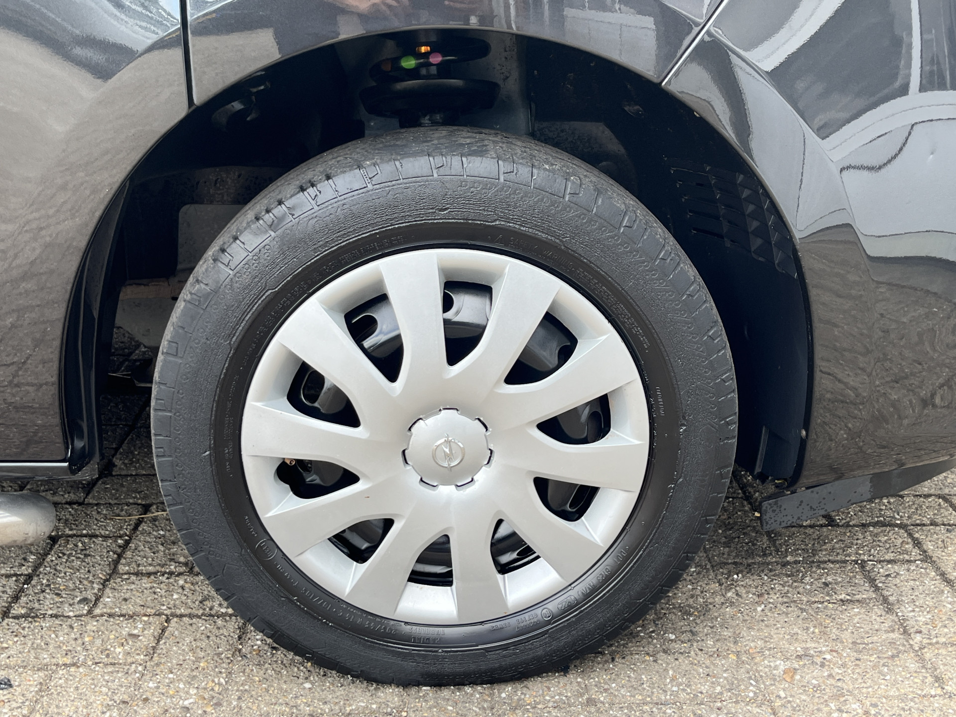 Foto van Opel Vivaro-b