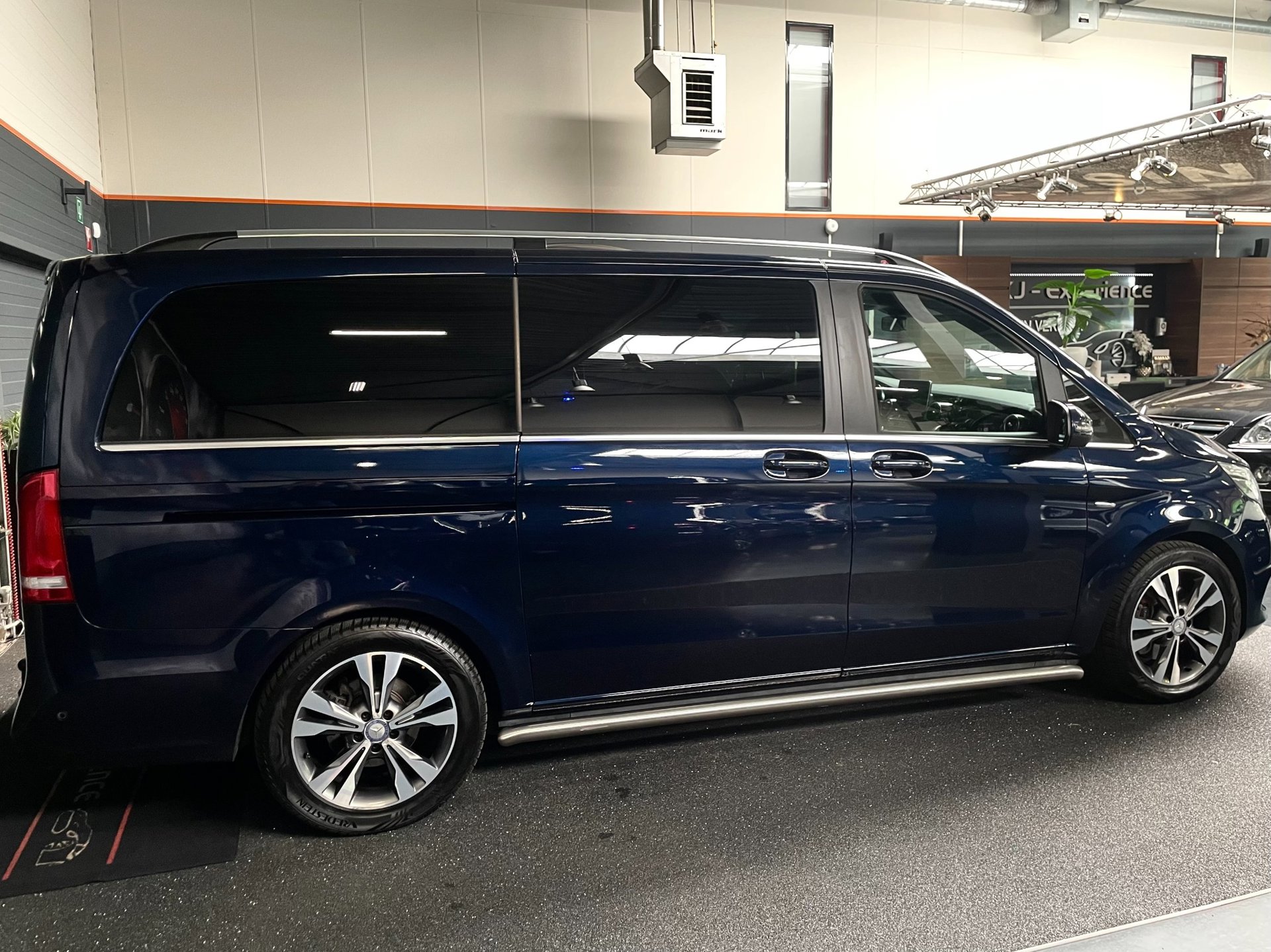 Foto van Mercedes-Benz V-klasse