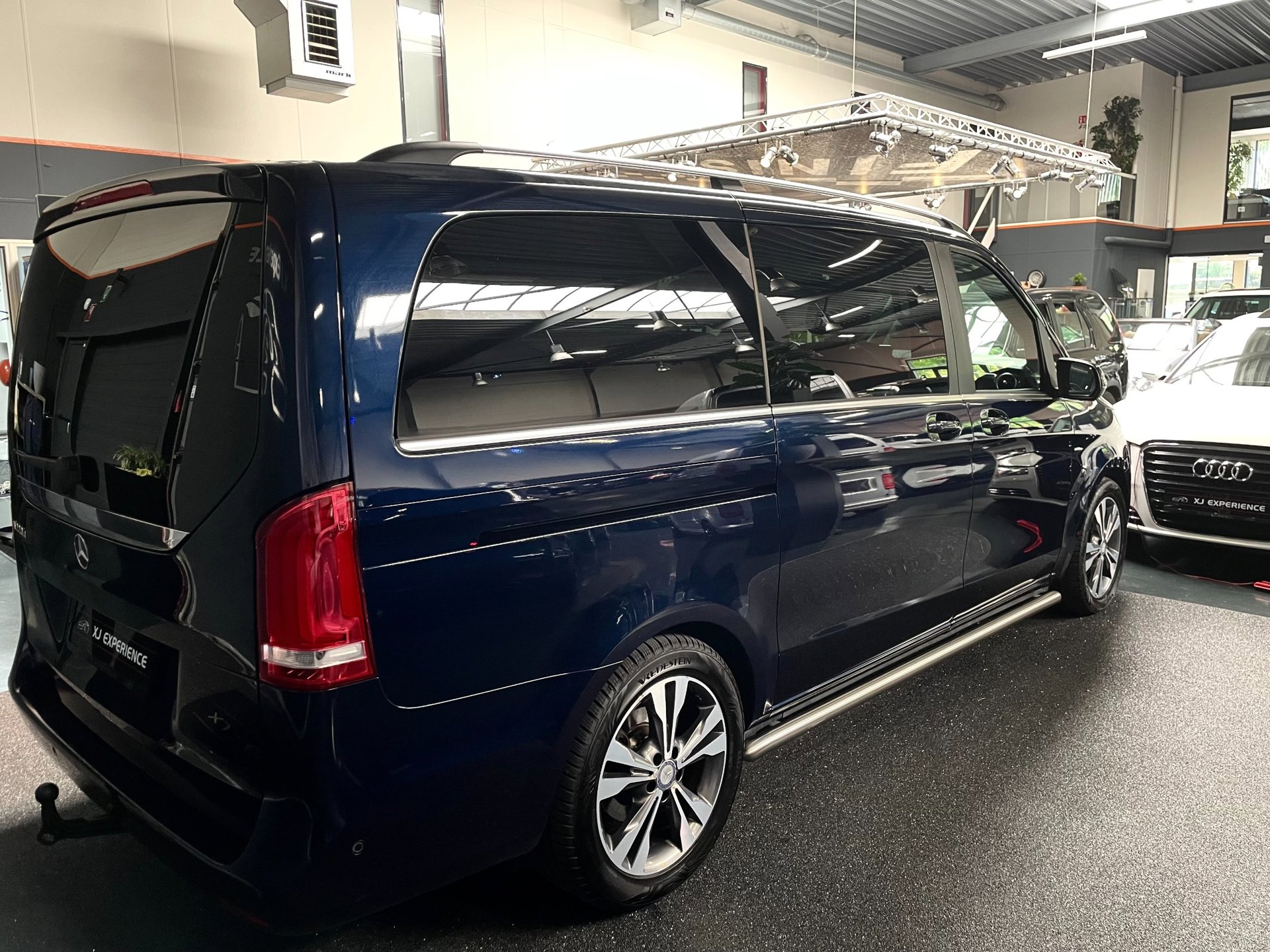 Foto van Mercedes-Benz V-klasse
