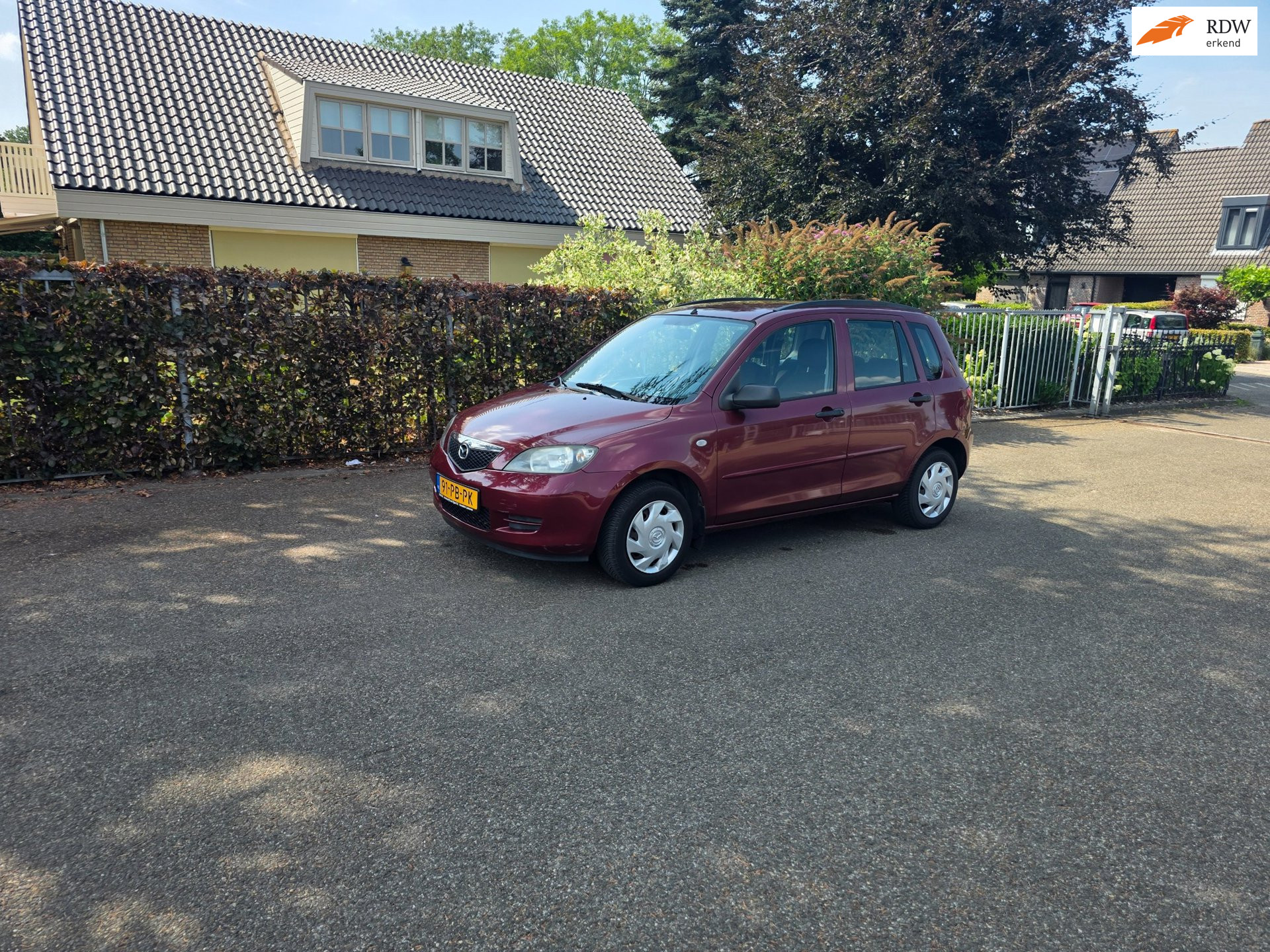 Mazda Mazda 2 1.4 Exclusive 2004 - voorkant