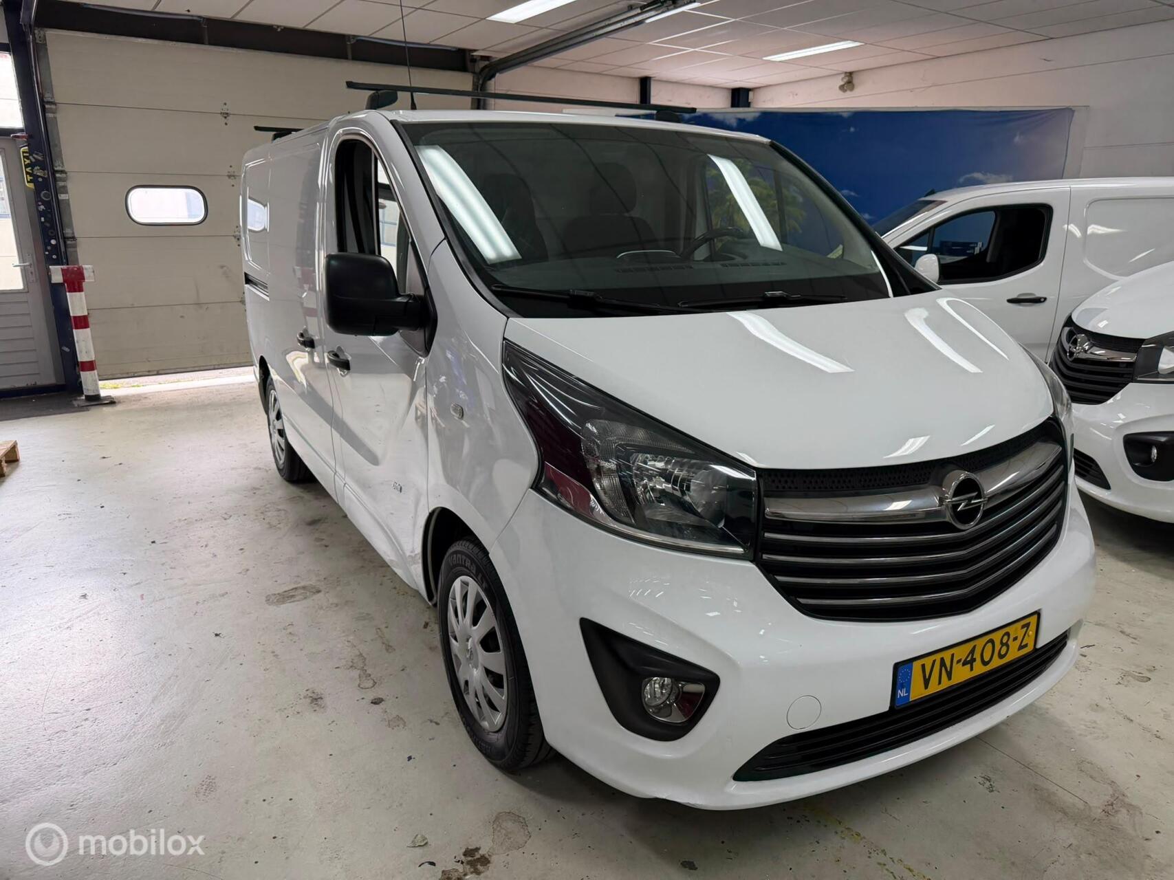 Opel Vivaro-b 1.6 CDTI L1H1 Edition EcoFlex 2015 - voorkant