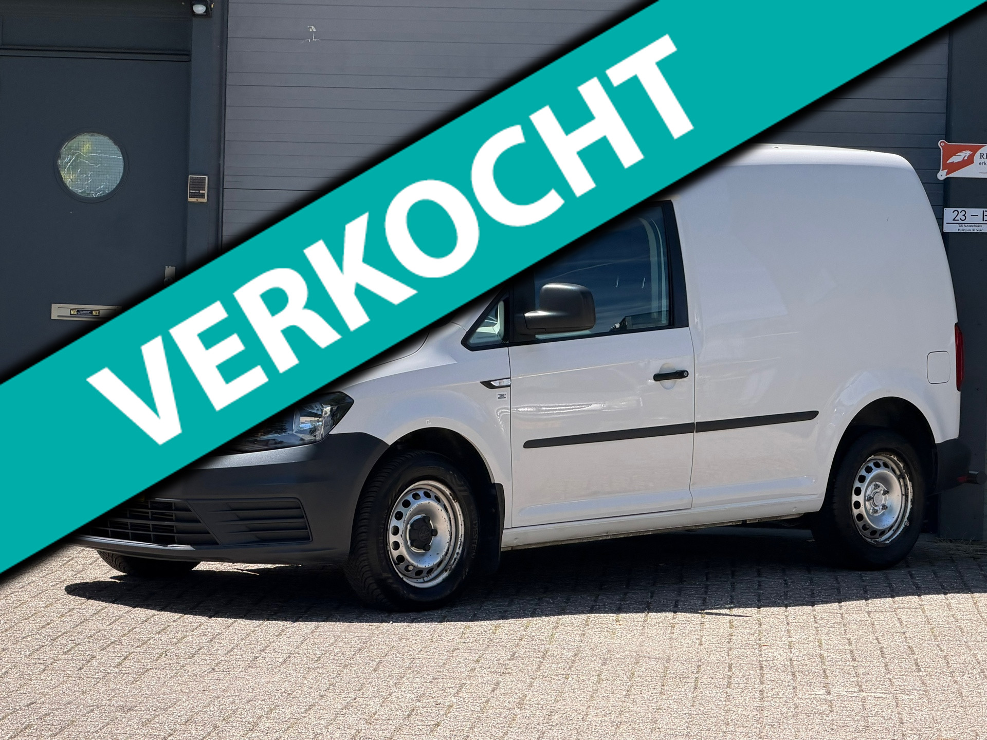 Volkswagen Caddy 1.6 TDI L1H1 Easyline 2015 - voorkant