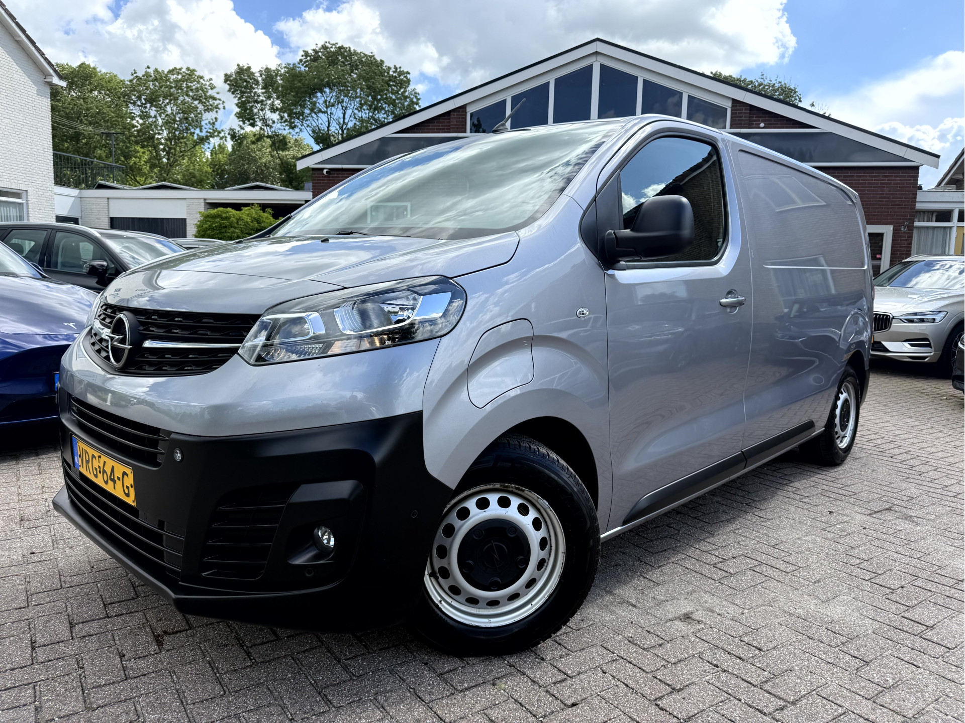 Opel Vivaro L2H1 Edition 75 kWh 2022 - voorkant