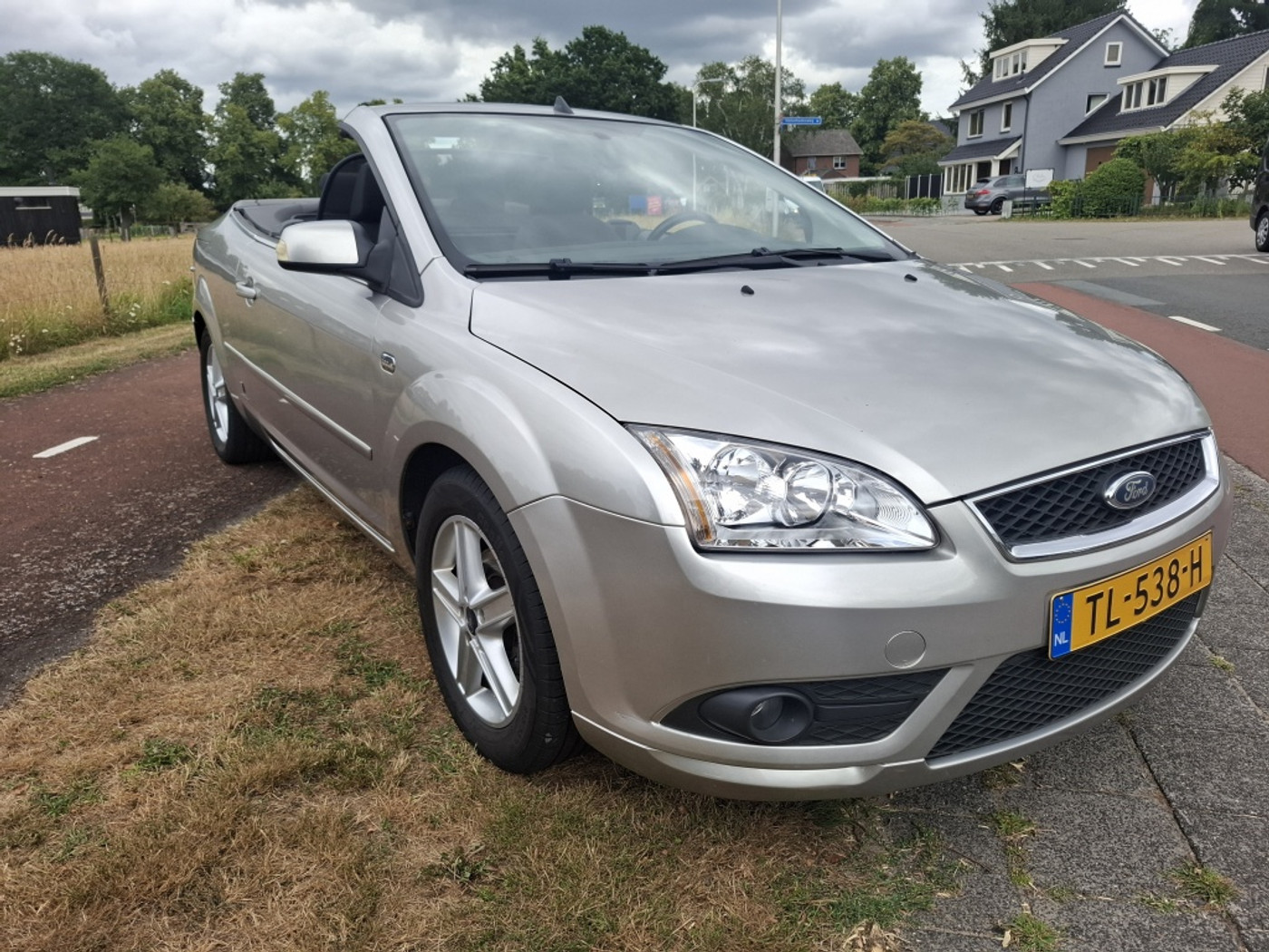 Ford Focus 1.6-16V Trend 2008 - voorkant