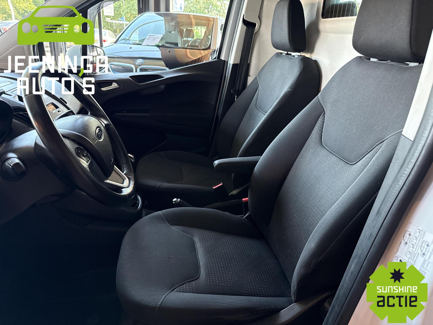 Foto van Ford Transit Courier