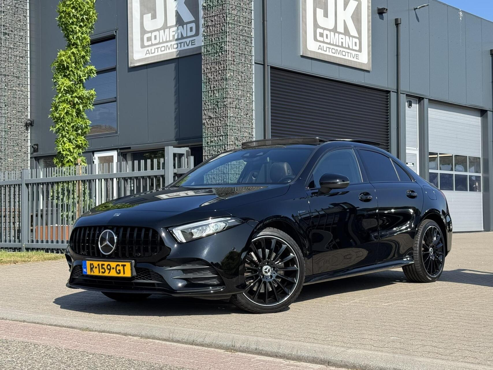 Mercedes-Benz A 250 E 250 e AMG|Pano|Memory|Distronic|Ambient Lights|Etc 2020 - voorkant