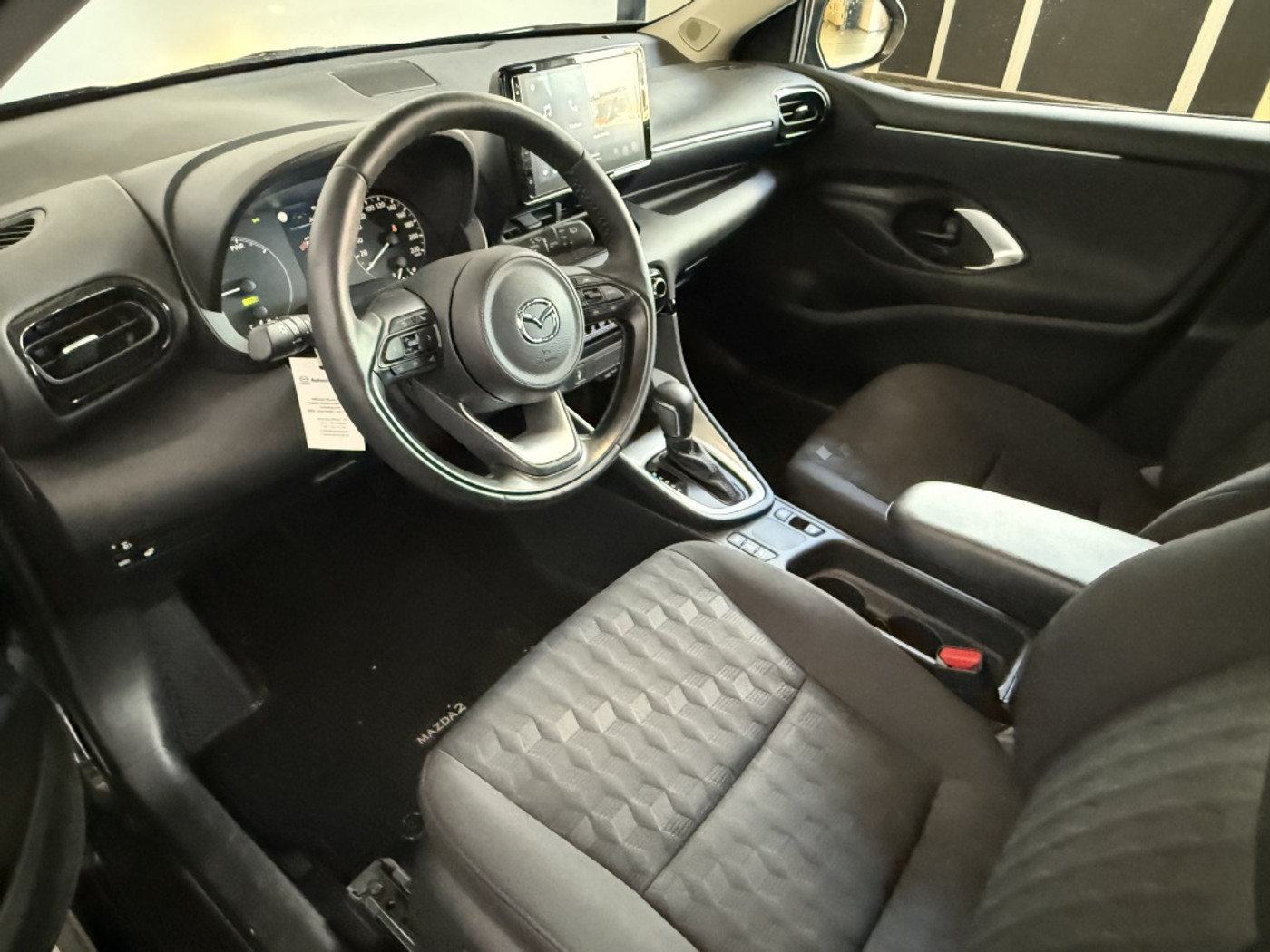 Foto van Mazda Mazda2 Hybrid