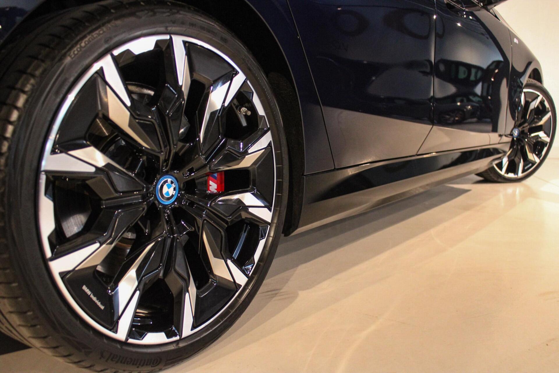 Foto van BMW 550e xDrive
