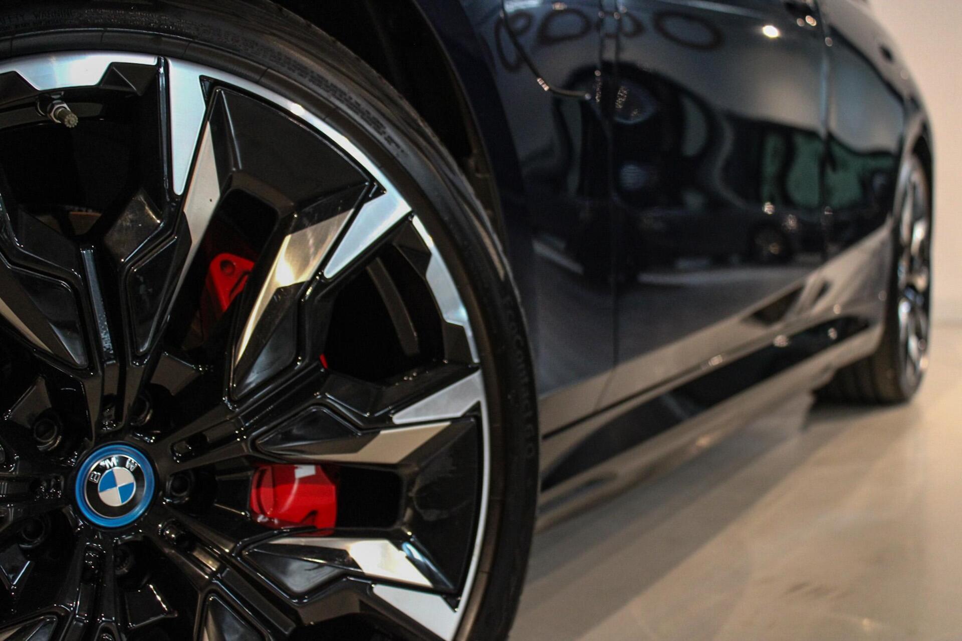 Foto van BMW 550e xDrive