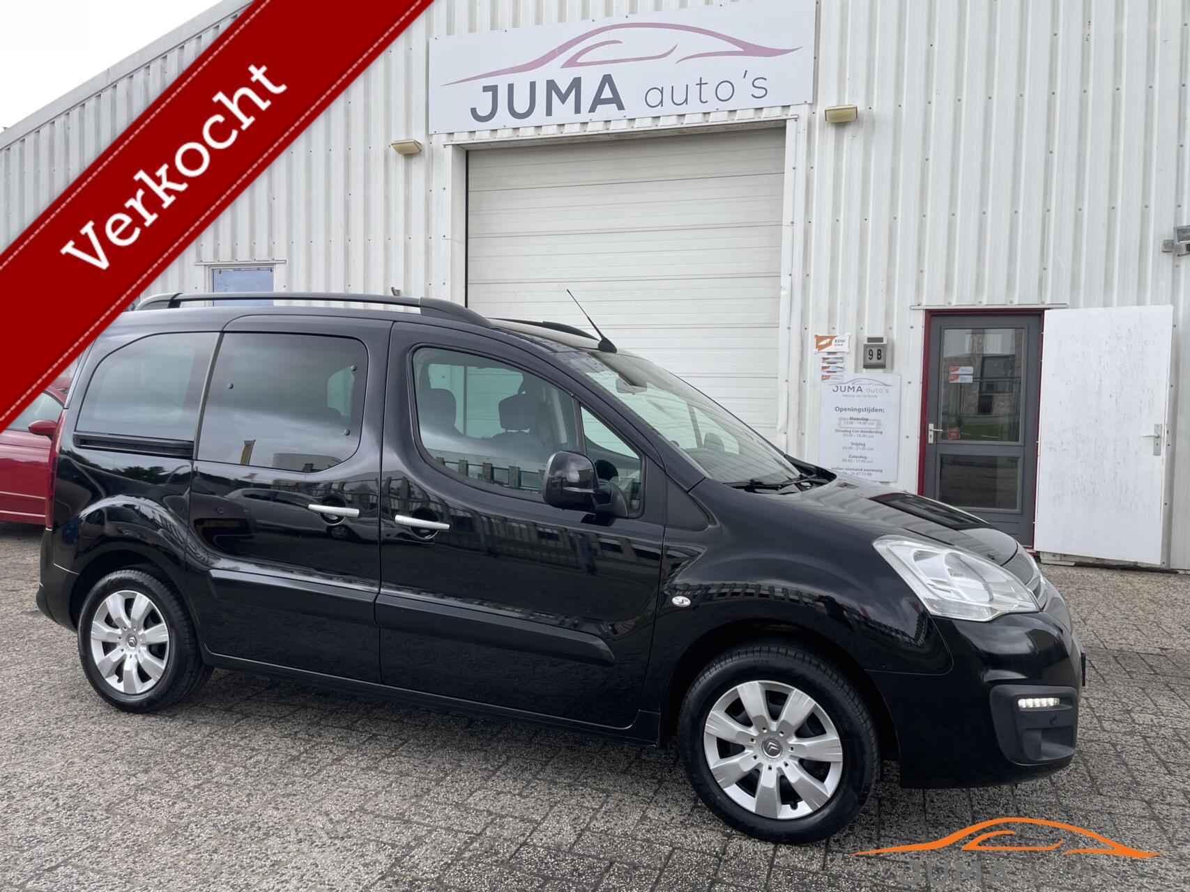 Citroen Berlingo 1.2 PureTech Live, Clima ,Carplay, Cruise,Trek , 2017 - voorkant