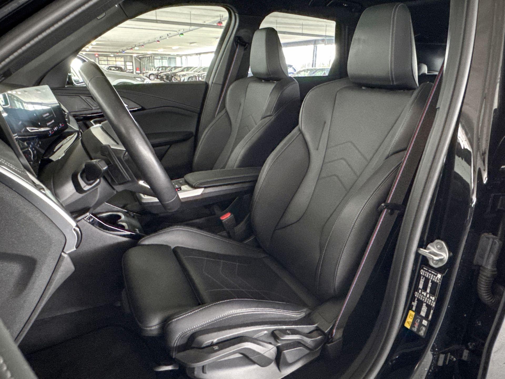 Foto van BMW Ix1 Edrive20